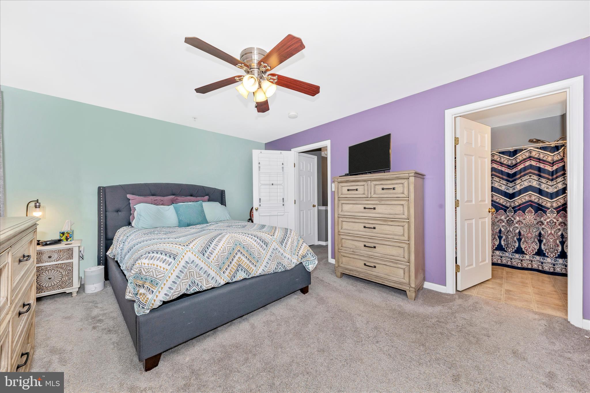 BALLENGER CROSSING CONDO - Residential