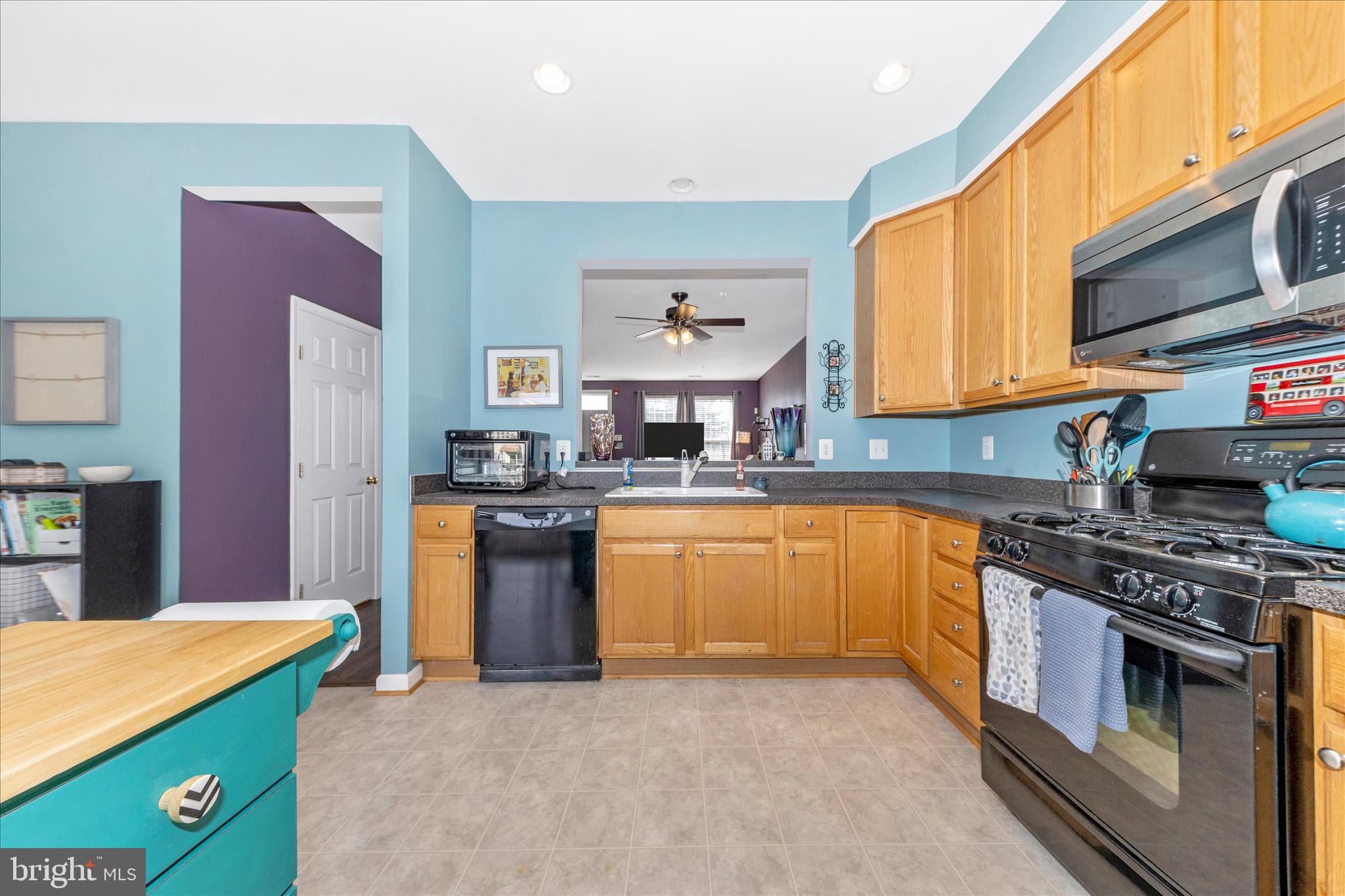 BALLENGER CROSSING CONDO - Residential