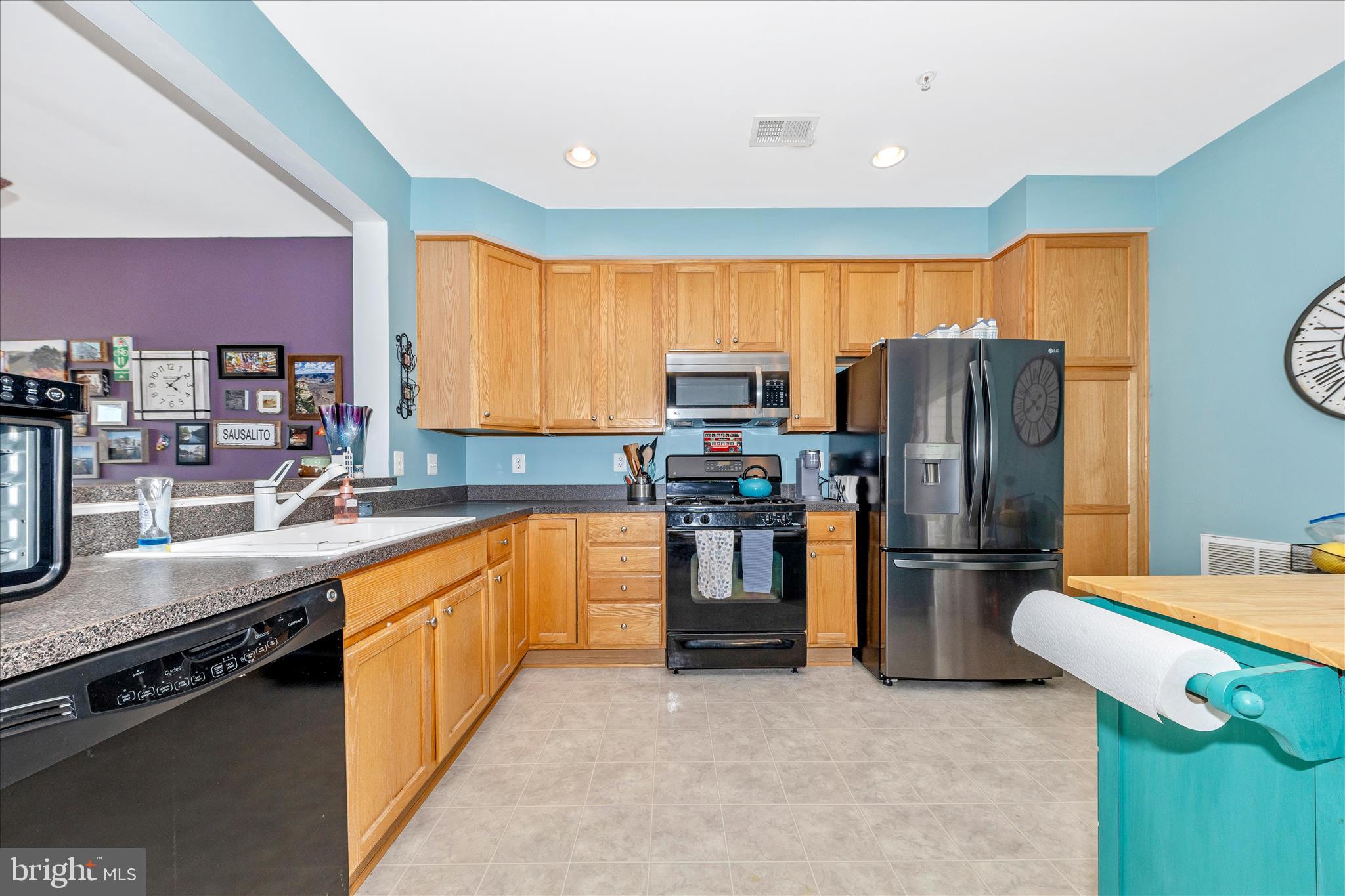 BALLENGER CROSSING CONDO - Residential