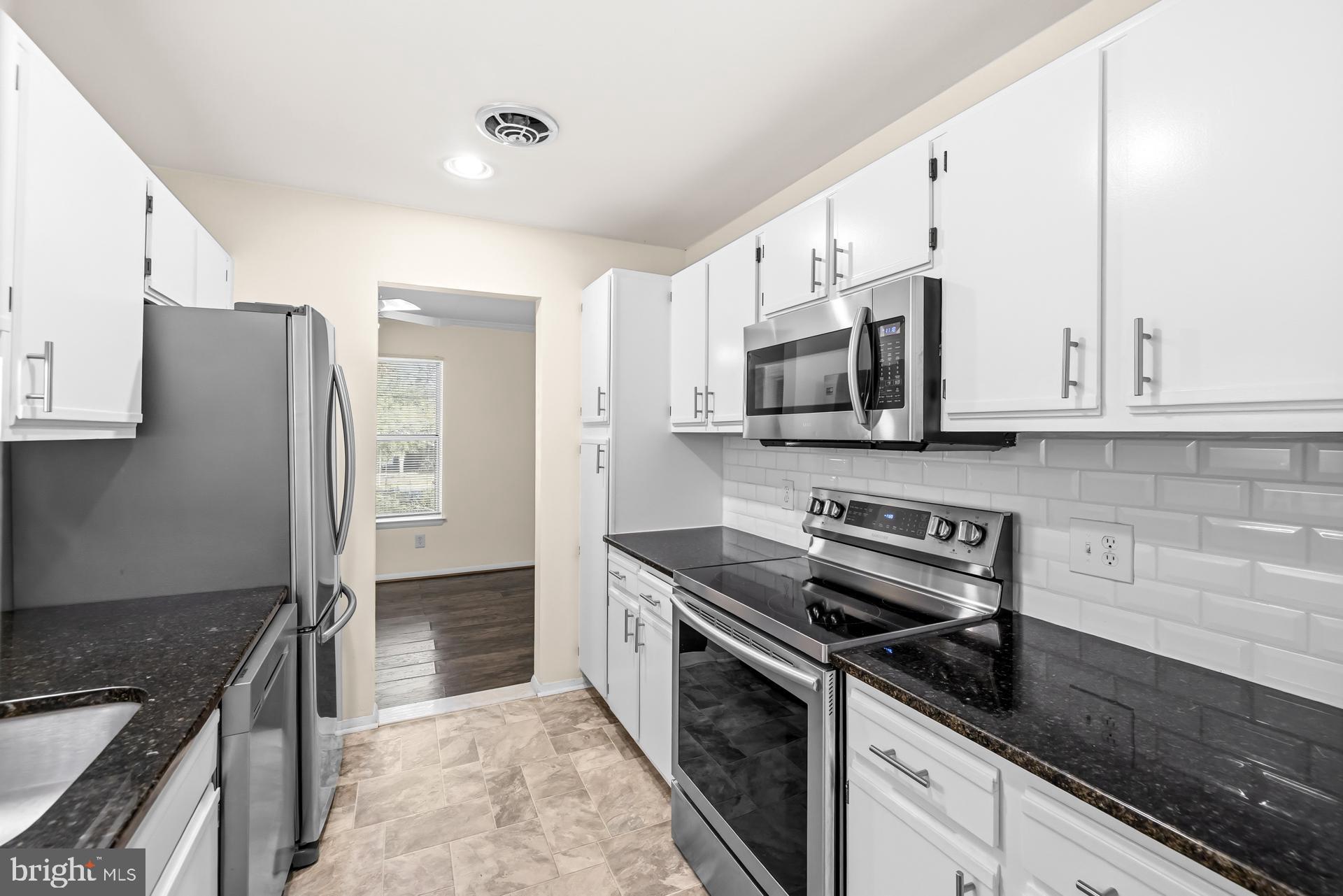 WILLOW WOOD - Residential