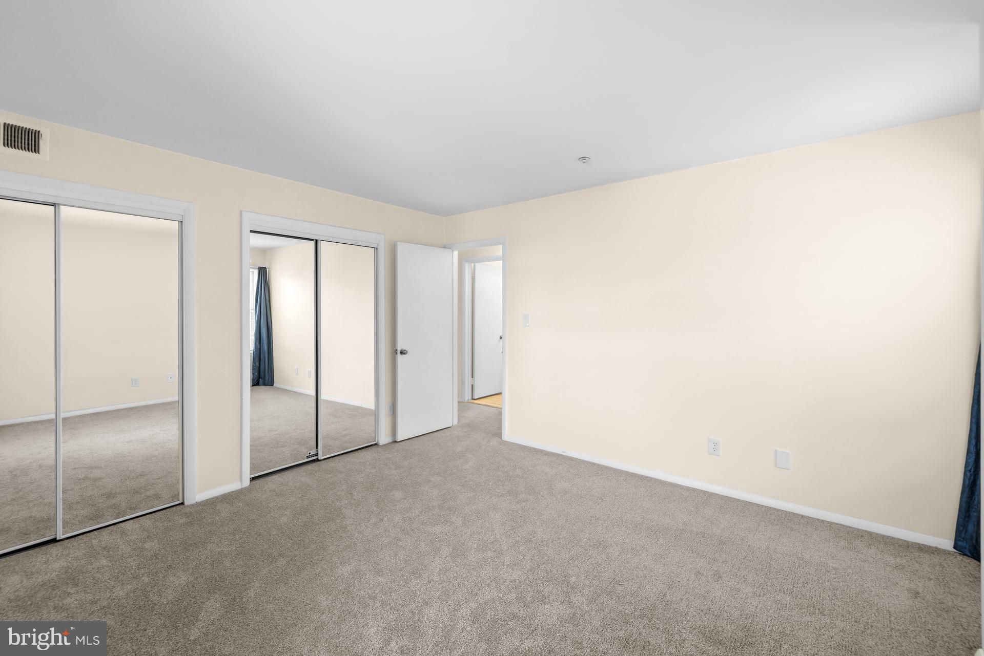 WILLOW WOOD - Residential