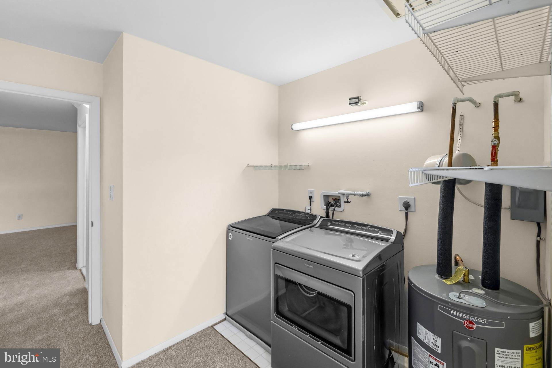 WILLOW WOOD - Residential