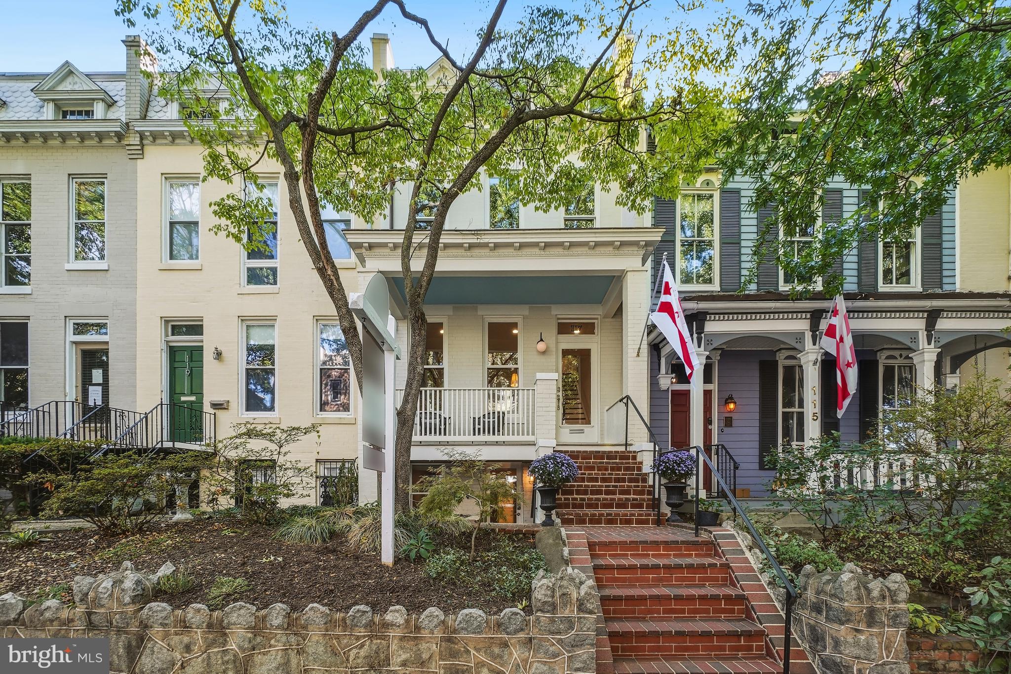 117 3RD STREET NE