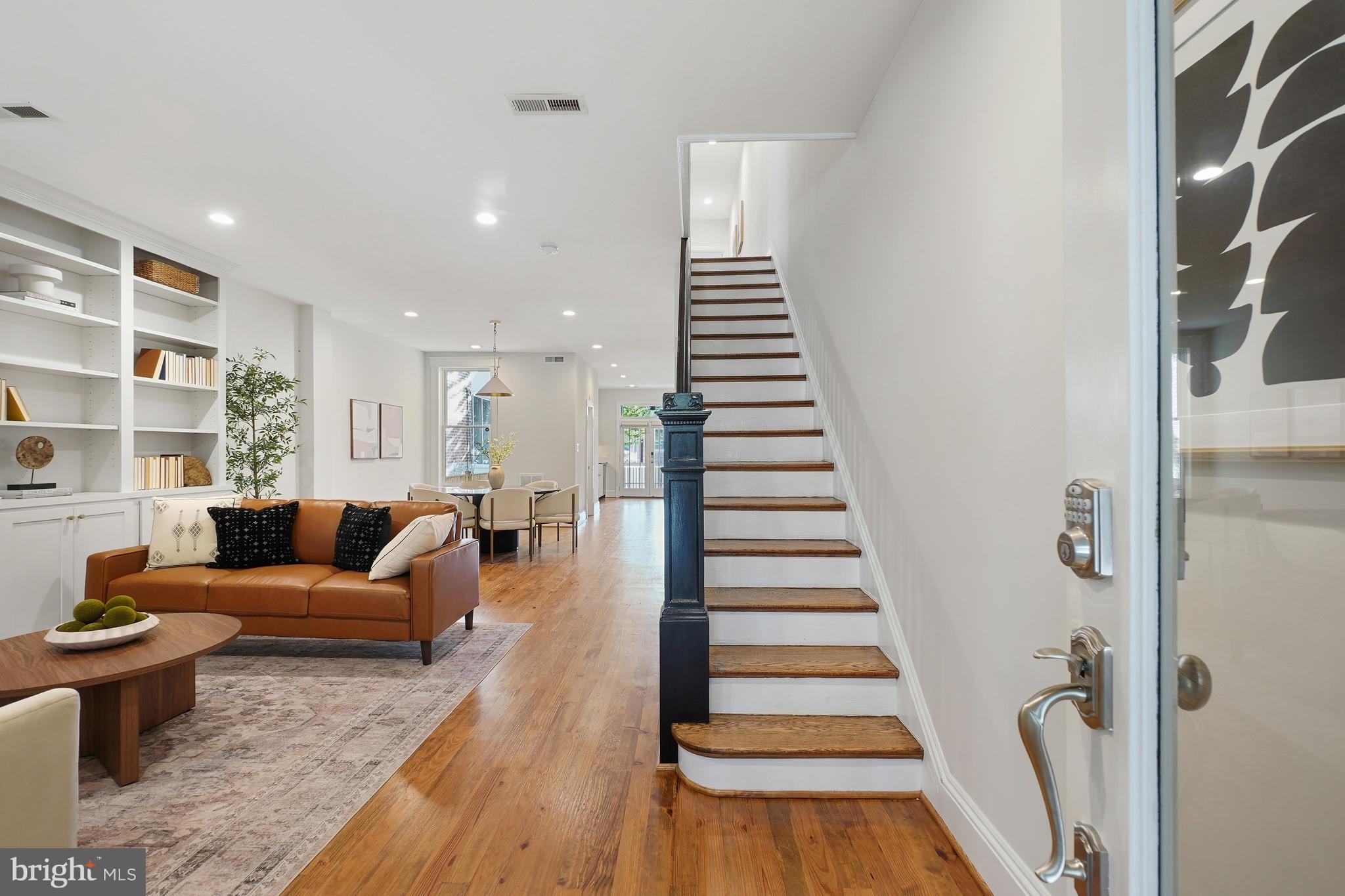 117 3RD STREET NE