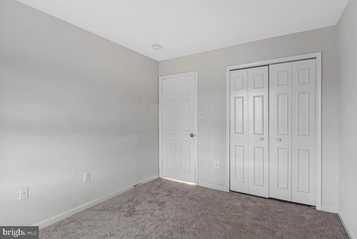 SARATOGA TOWNHOUSES - Residential