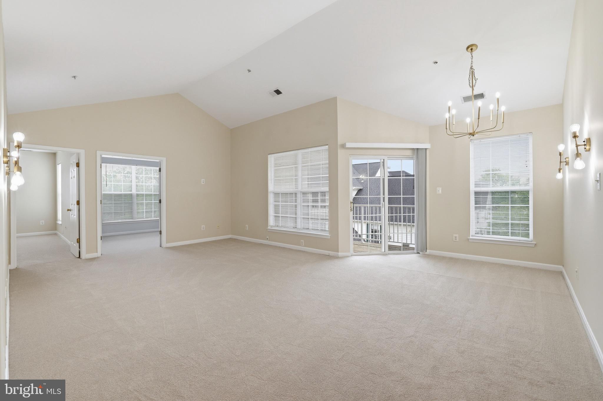 LAKESIDE AT SOUTH RIDING - Residential