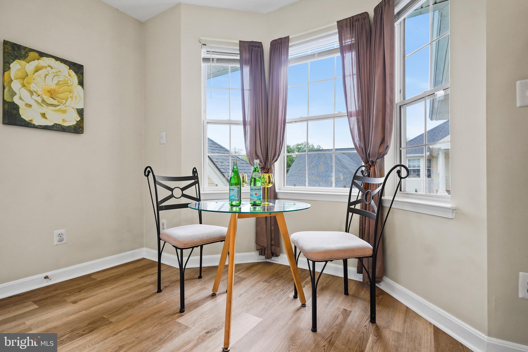 LAKESIDE AT SOUTH RIDING - Residential