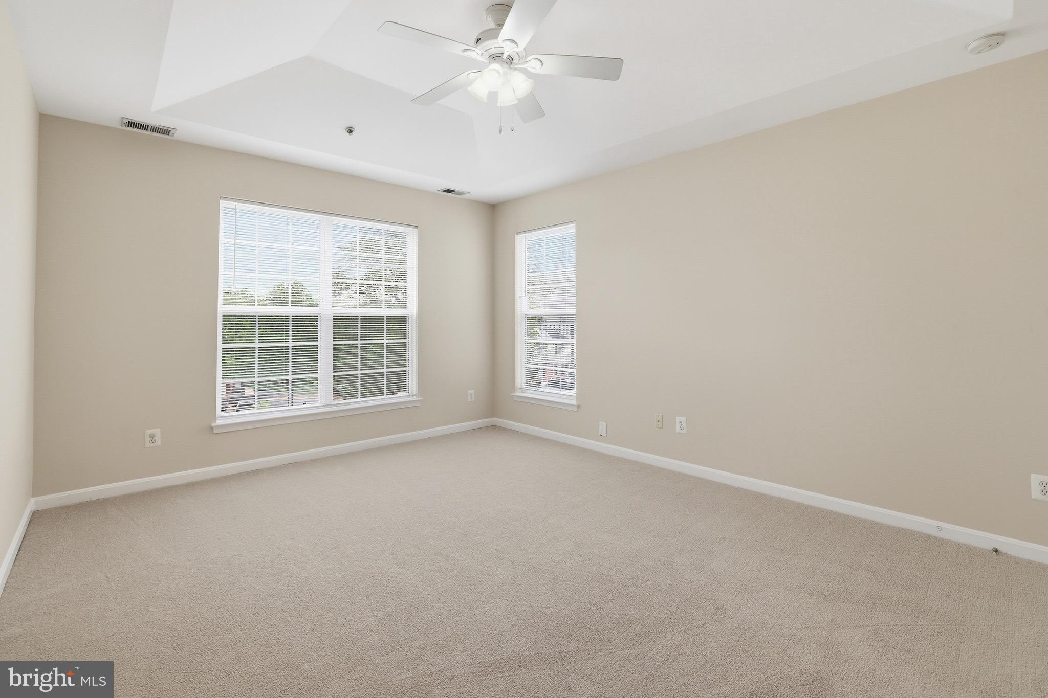 LAKESIDE AT SOUTH RIDING - Residential