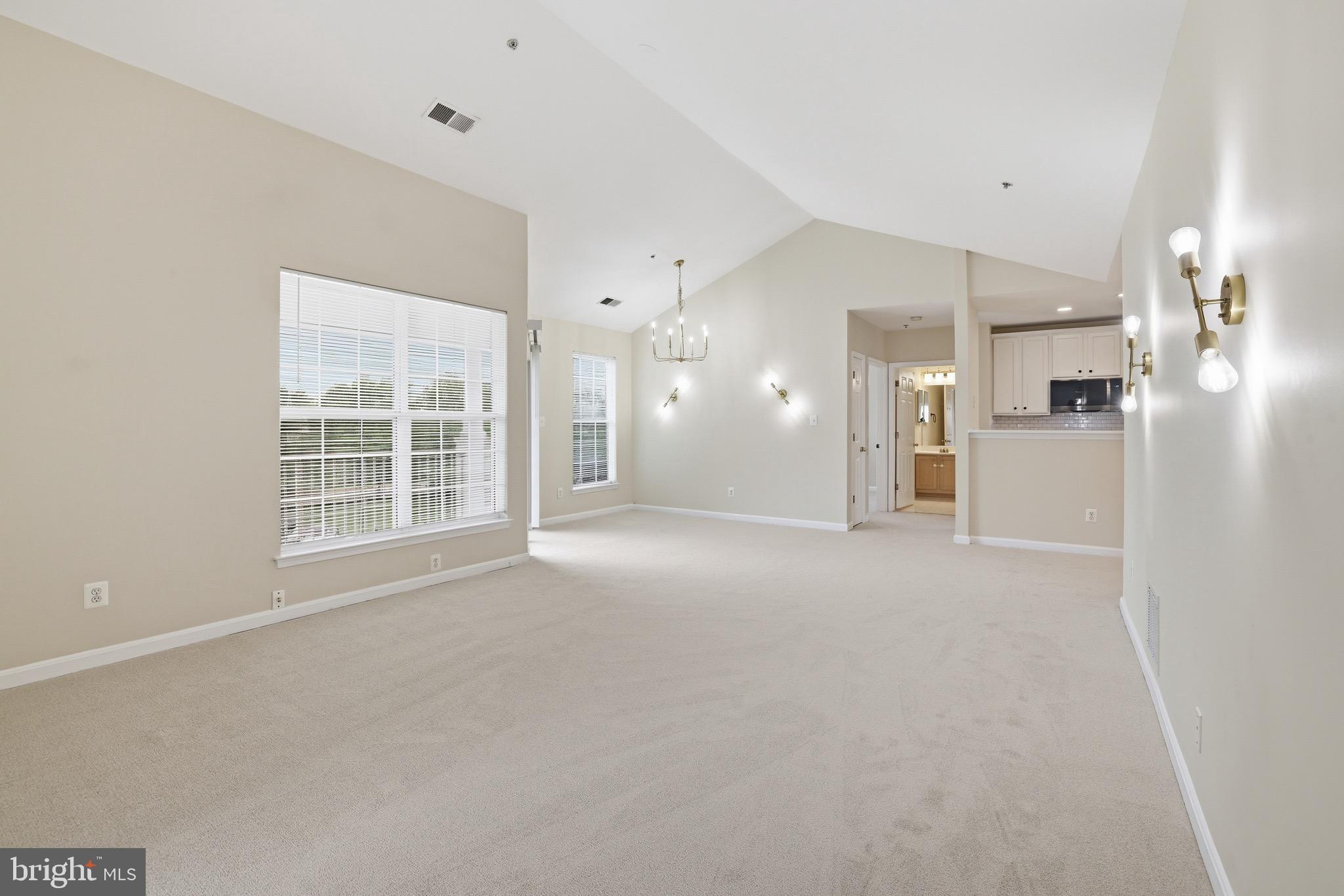 LAKESIDE AT SOUTH RIDING - Residential