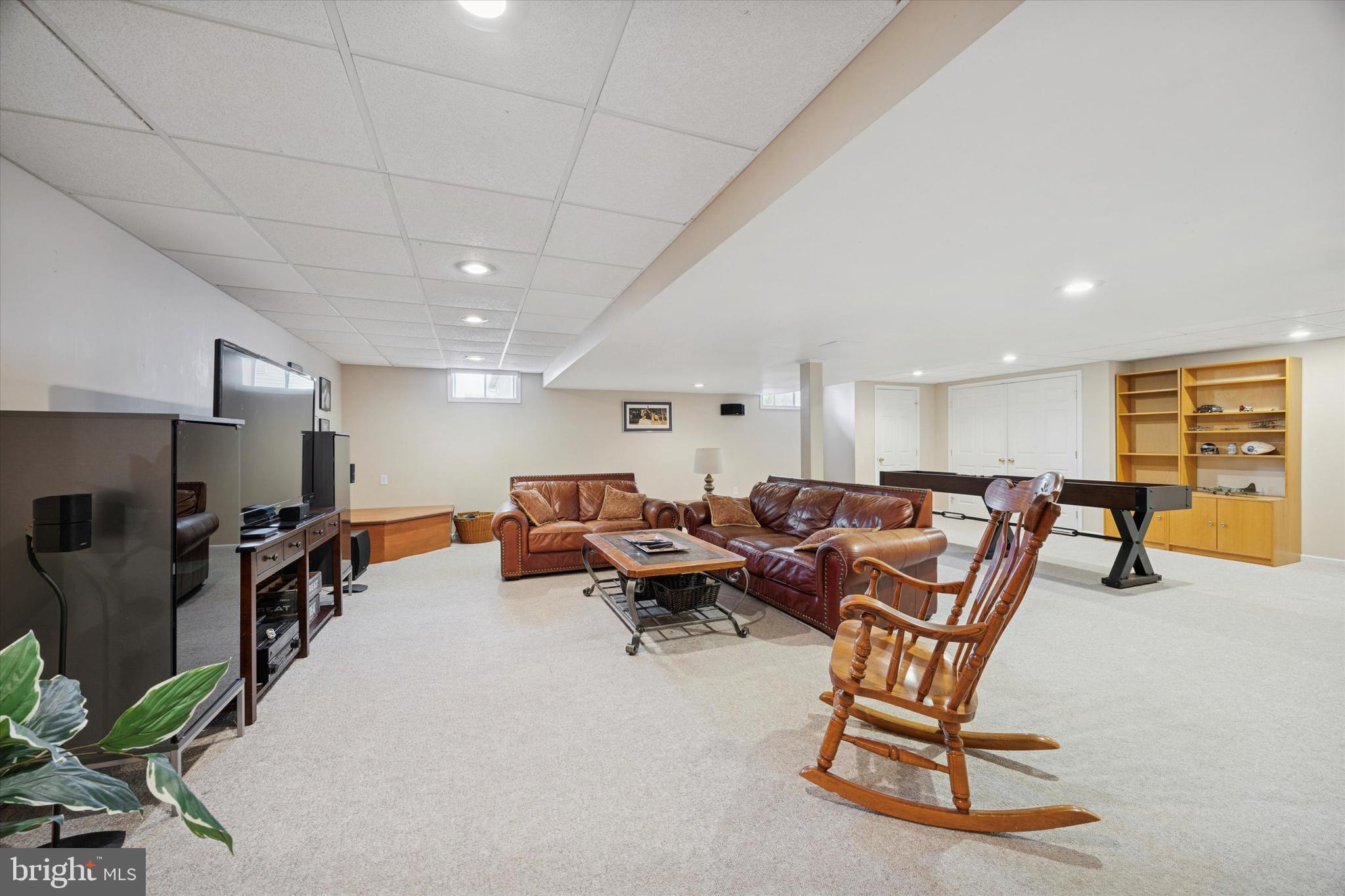 BRADFORD WOODS - Residential