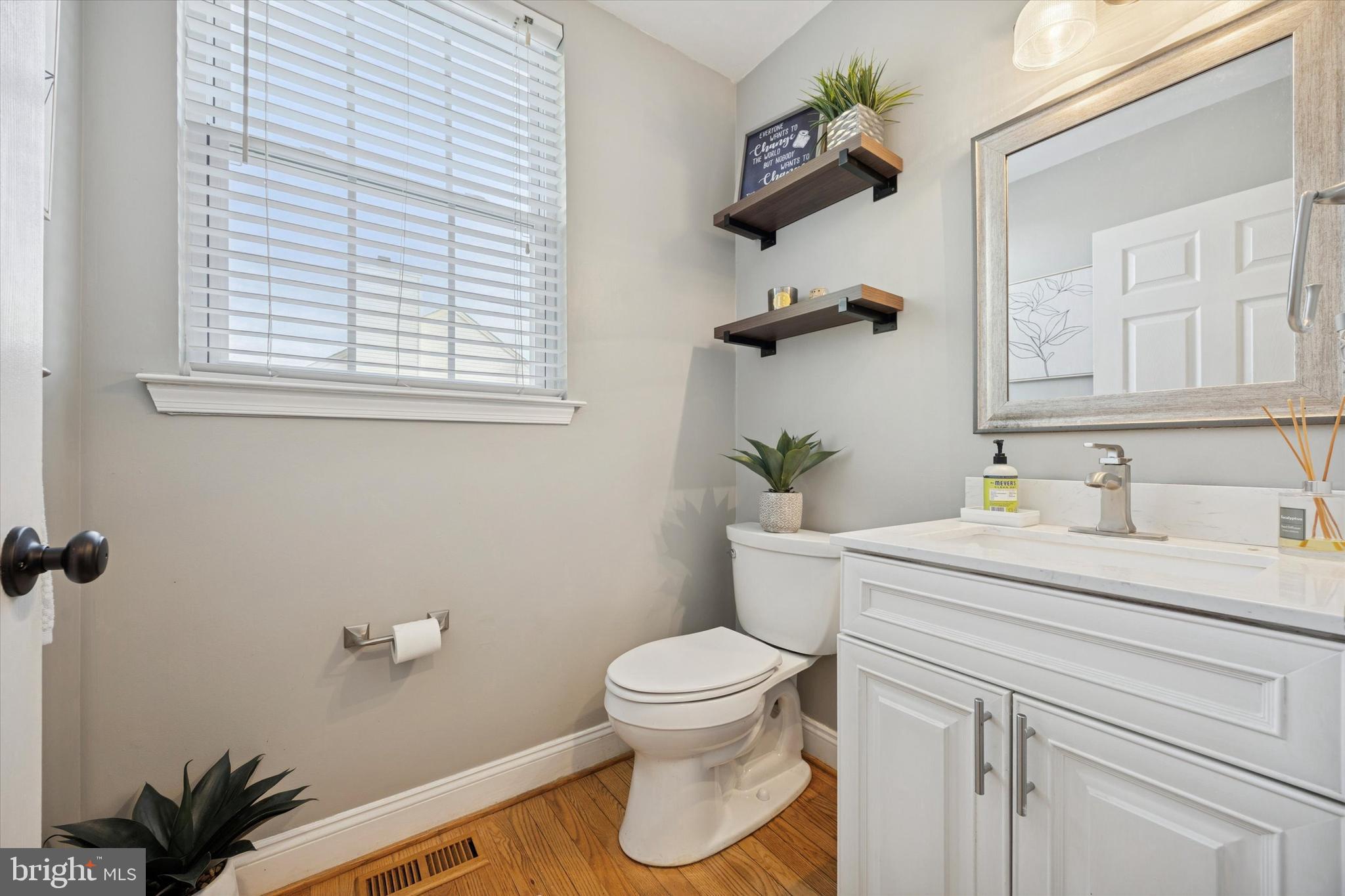 BRADFORD WOODS - Residential