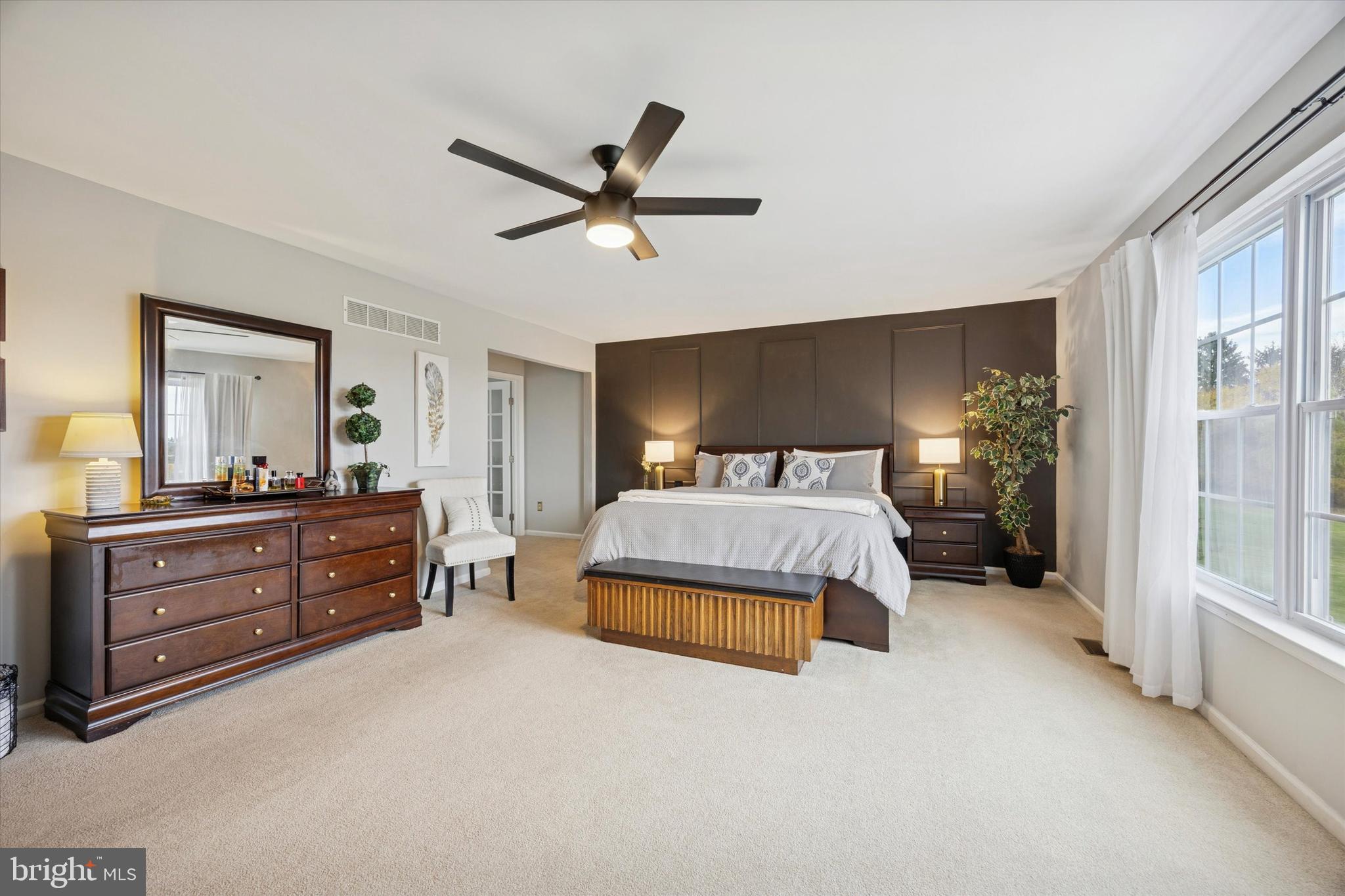 BRADFORD WOODS - Residential