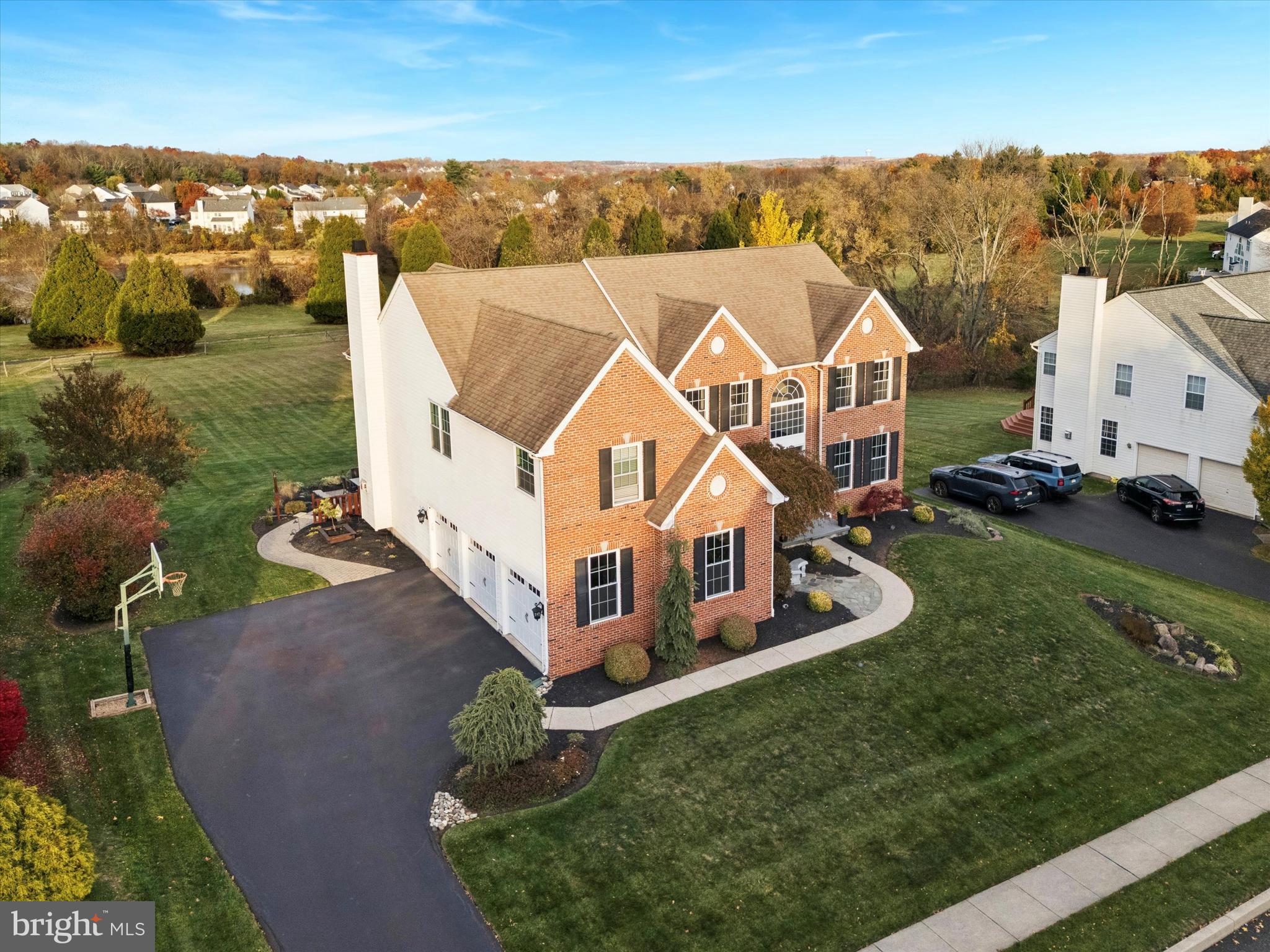 BRADFORD WOODS - Residential