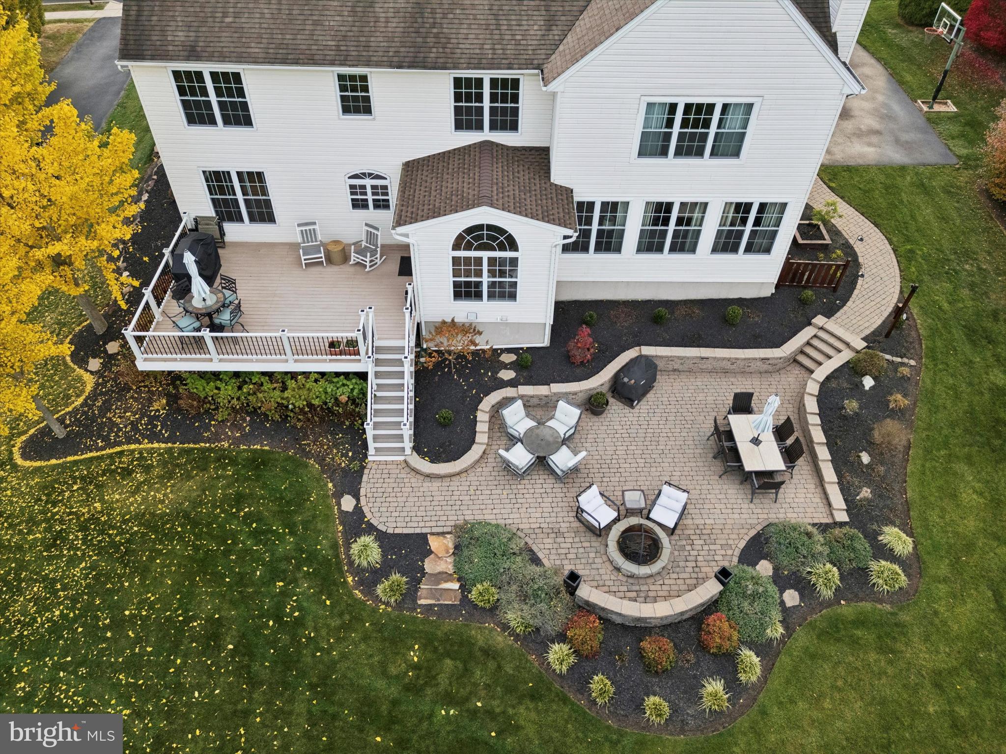 BRADFORD WOODS - Residential