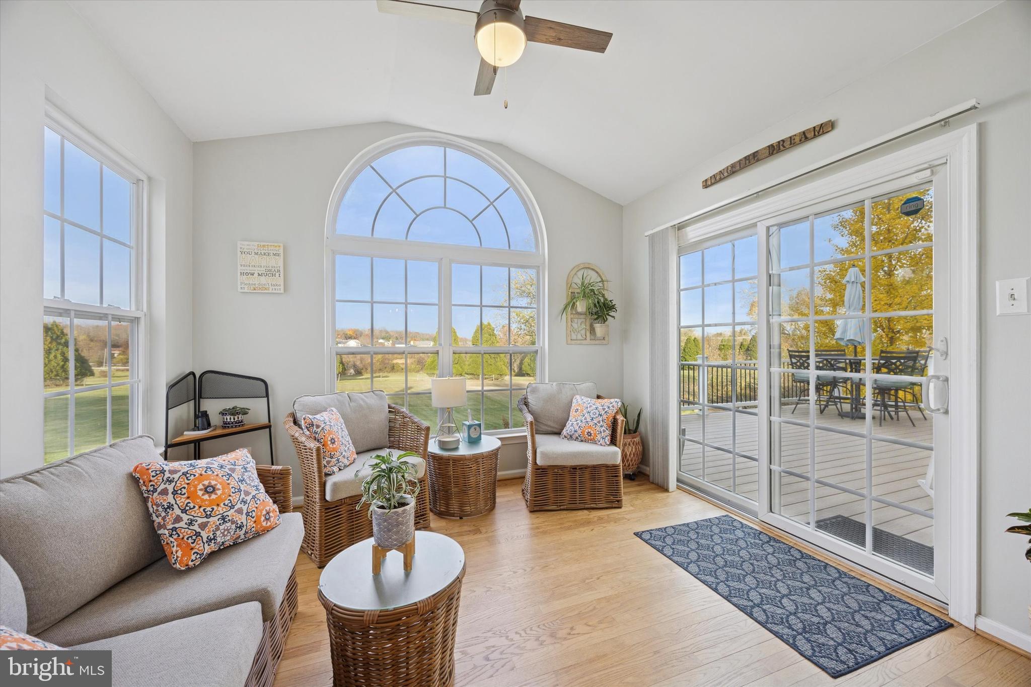 BRADFORD WOODS - Residential