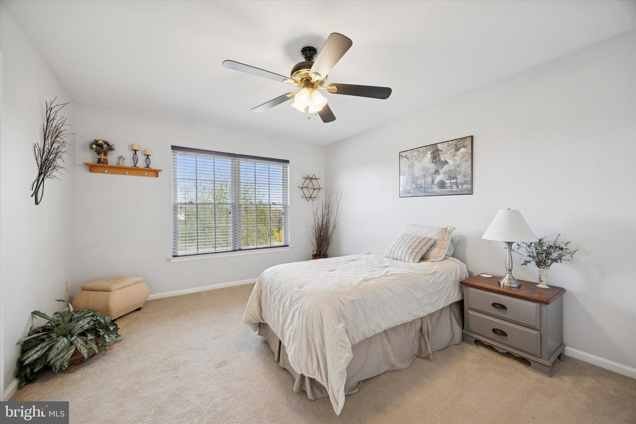 BRADFORD WOODS - Residential