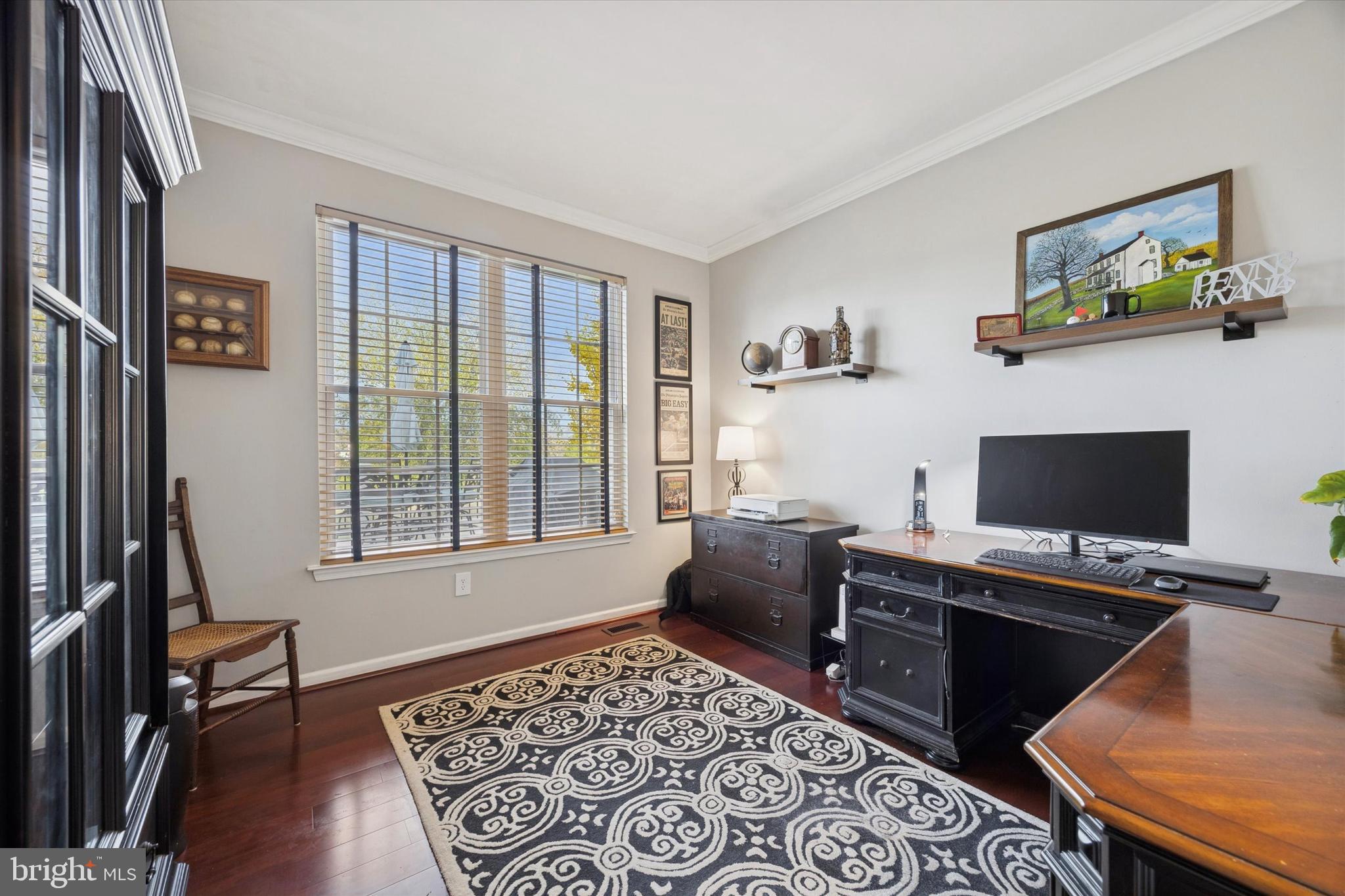 BRADFORD WOODS - Residential