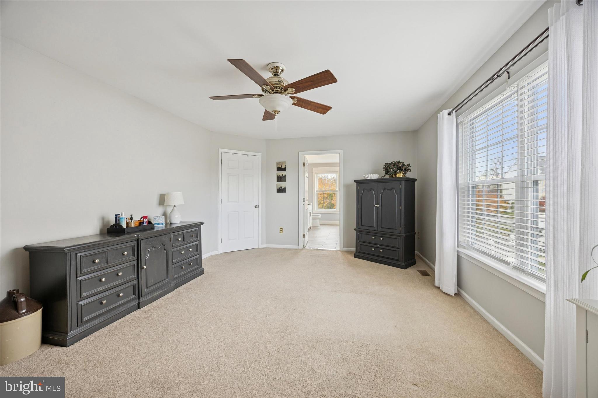 BRADFORD WOODS - Residential