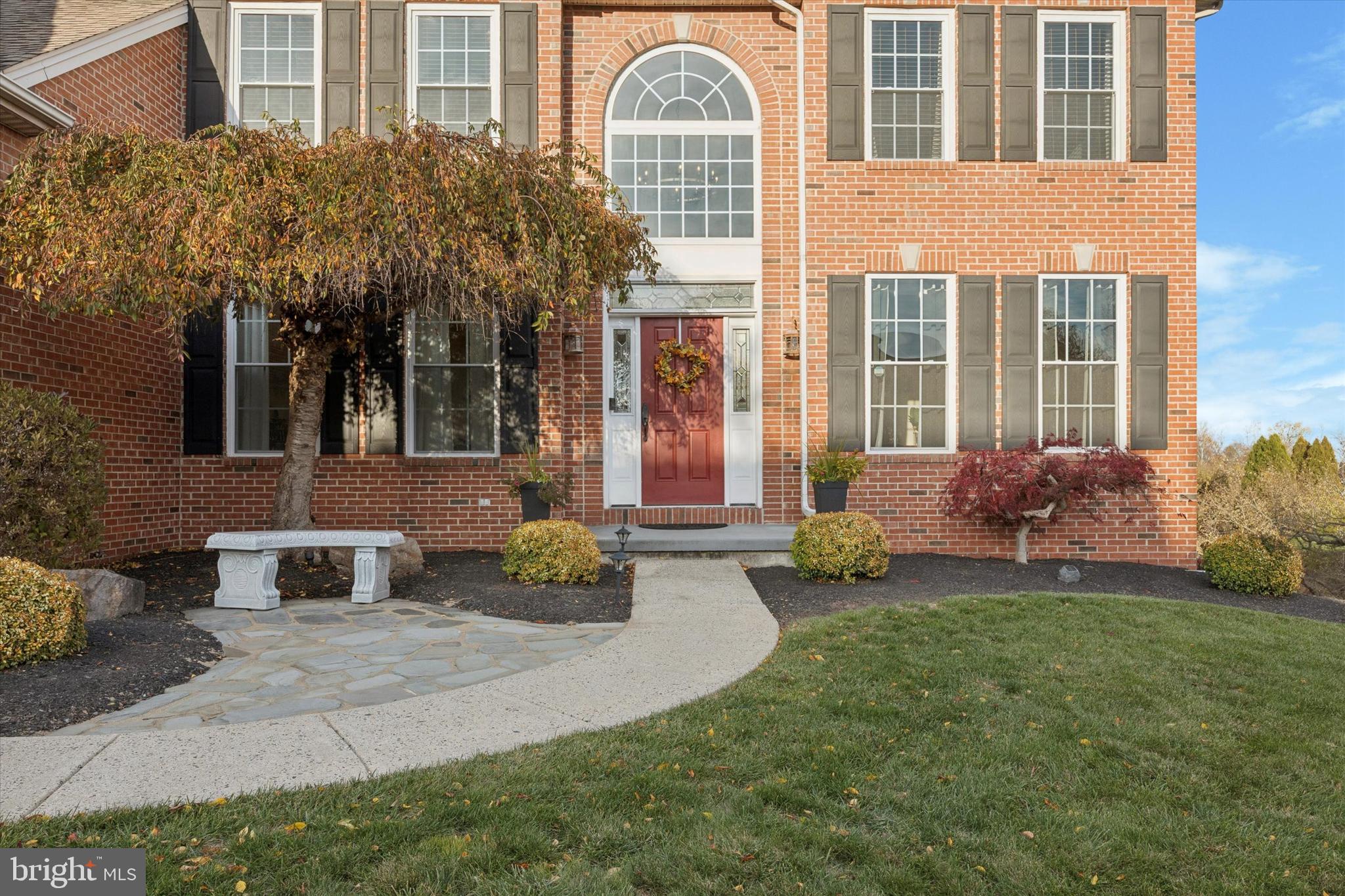 BRADFORD WOODS - Residential