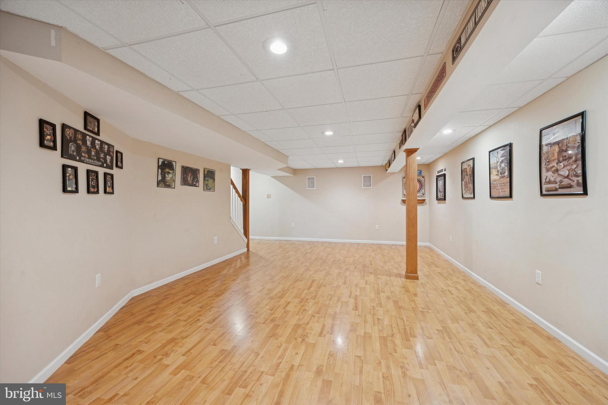 BRADFORD WOODS - Residential