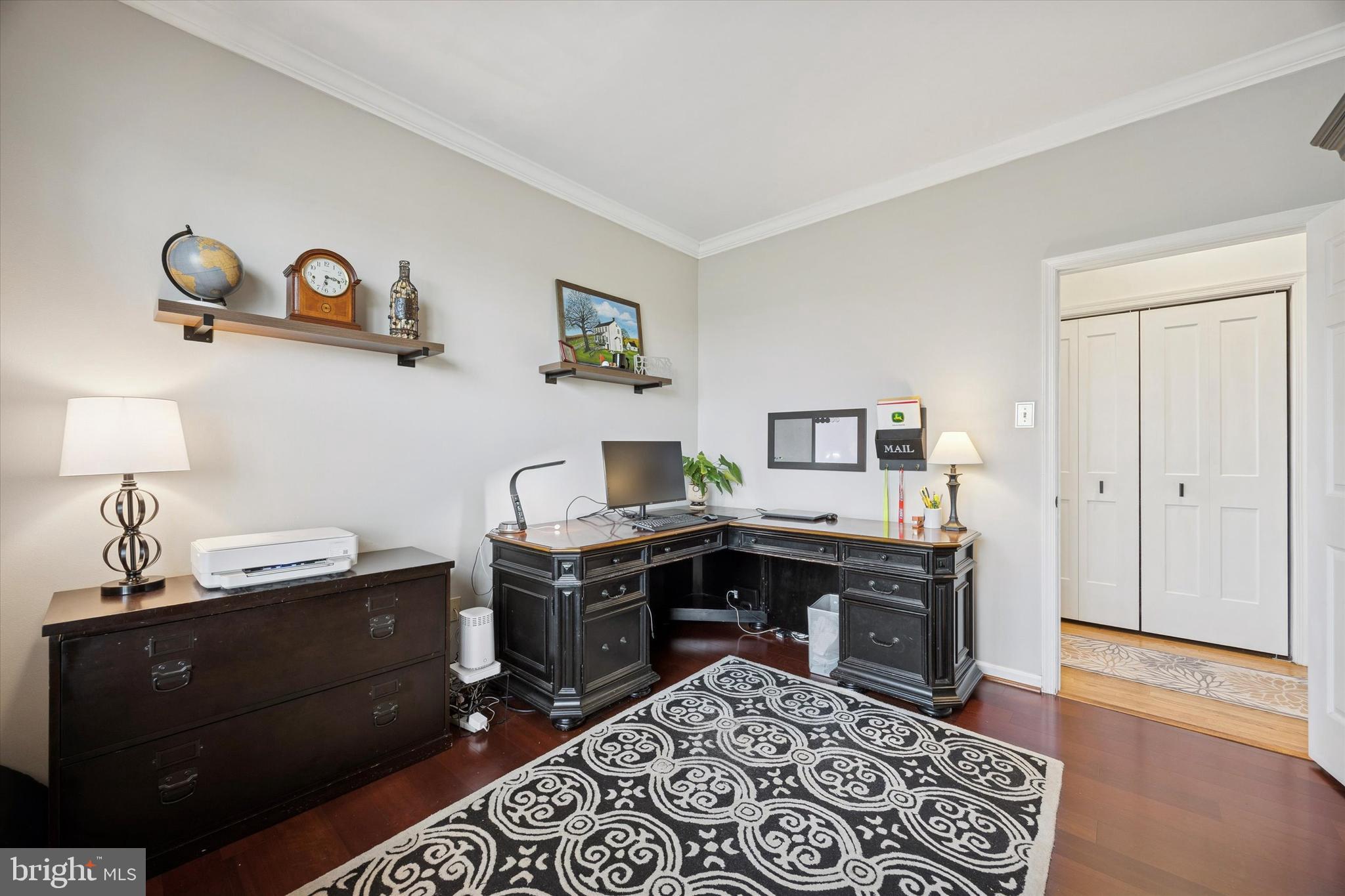 BRADFORD WOODS - Residential