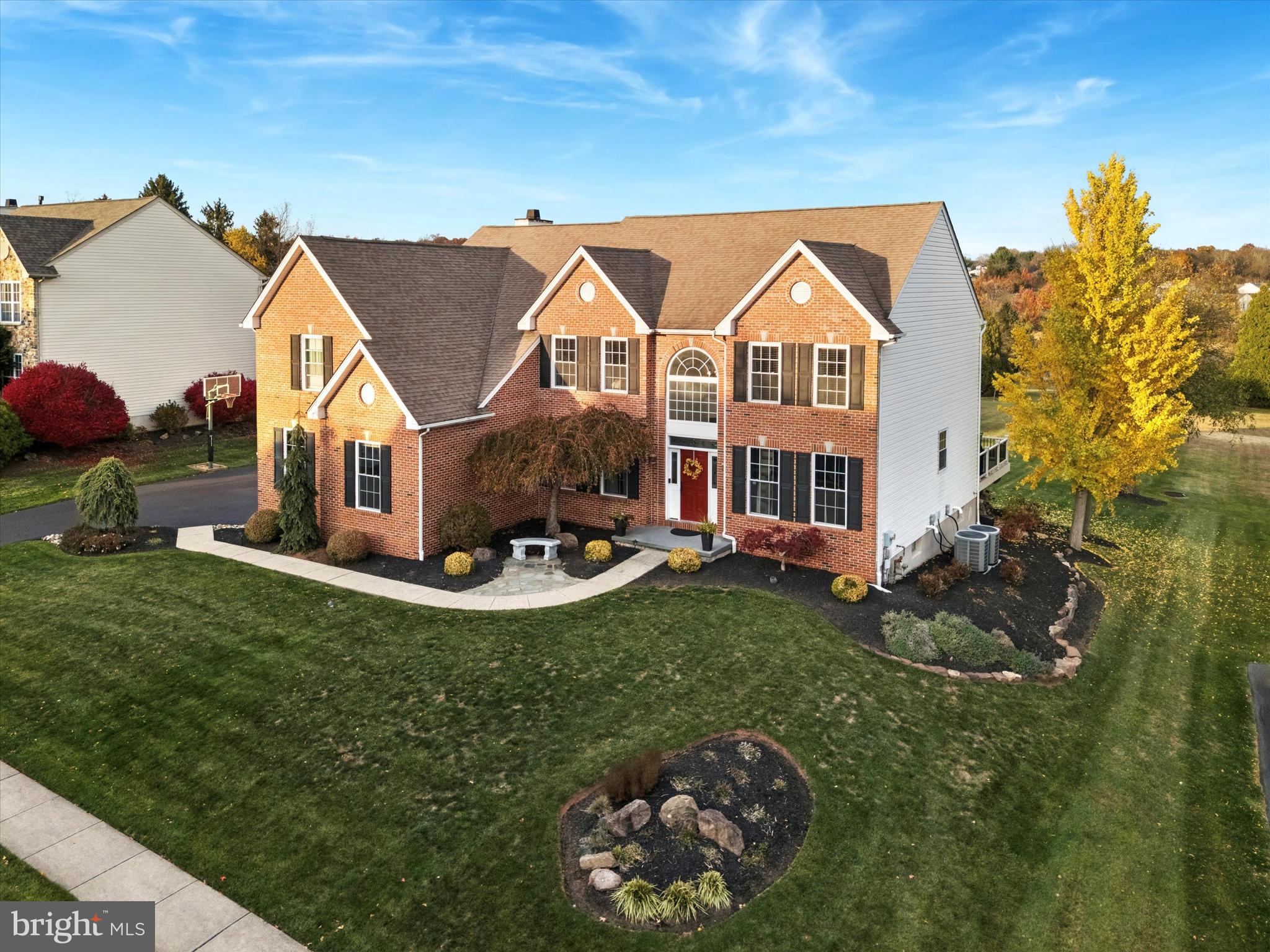 BRADFORD WOODS - Residential