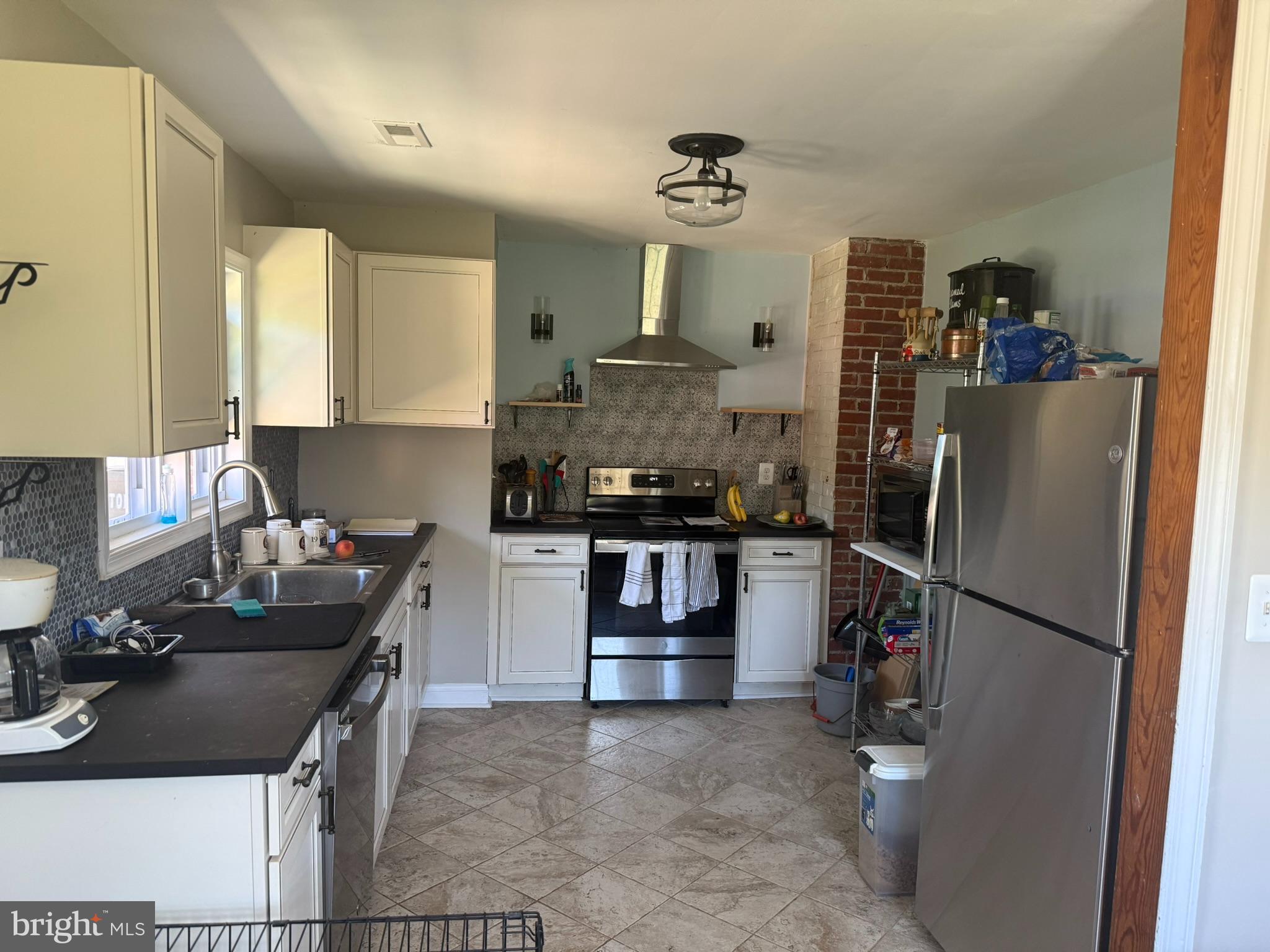 CALVERT TERRACE - Residential