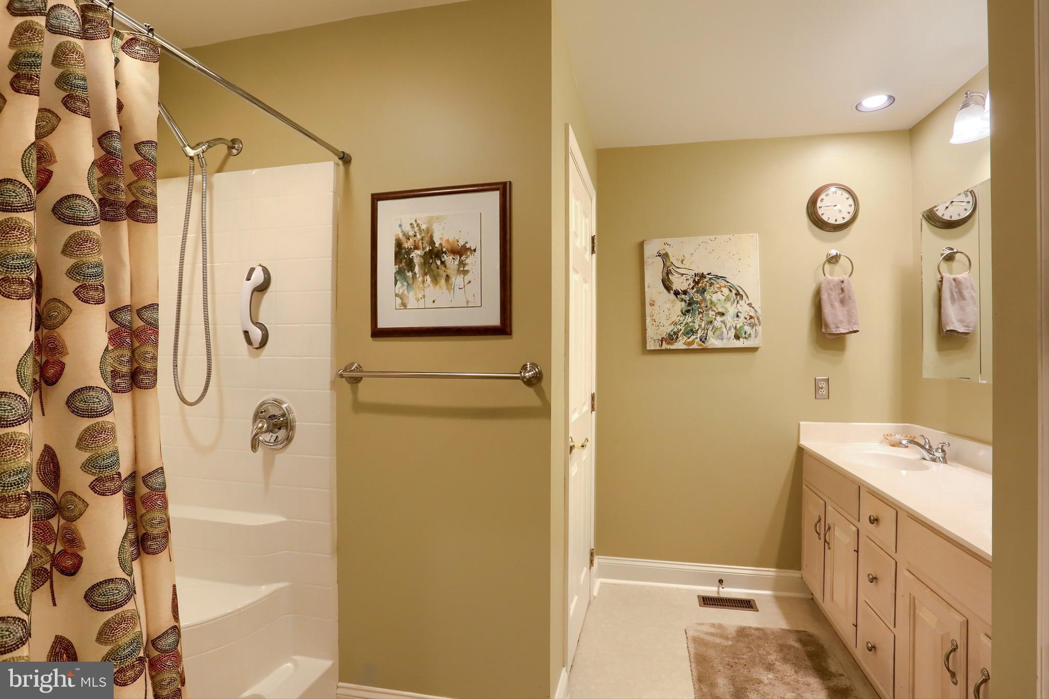 BRYNFIELD - Residential