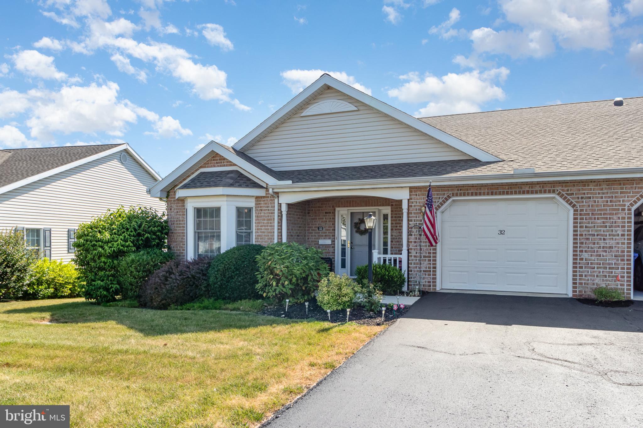 BRYNFIELD - Residential