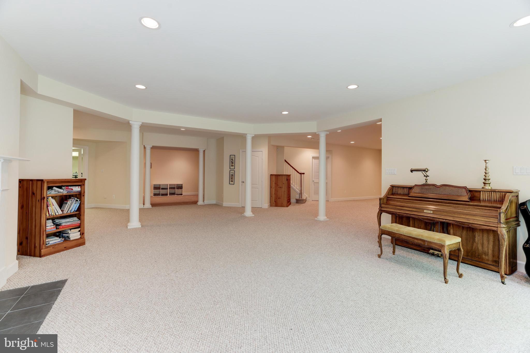 FITZ FOLLY FARMS - Residential