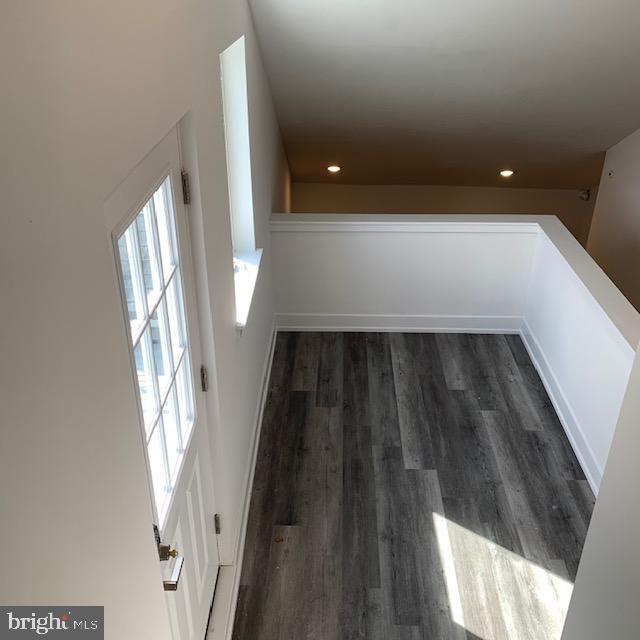 6162 RIDGE AVENUE 202