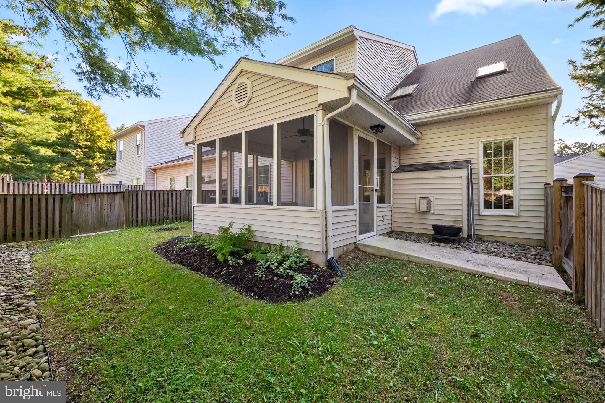 HERITAGE HARBOUR - Residential