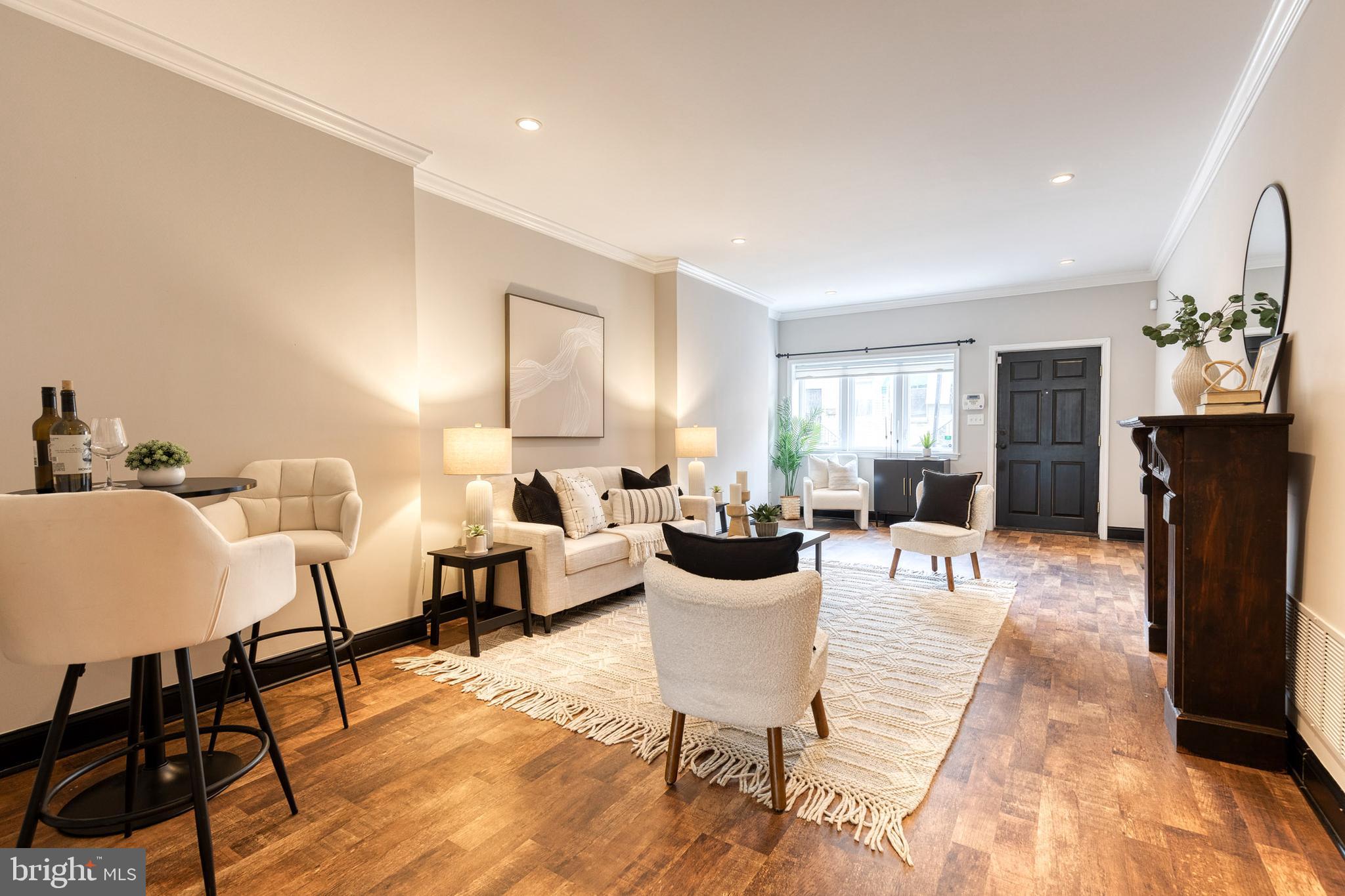LITTLE ITALY - Residential