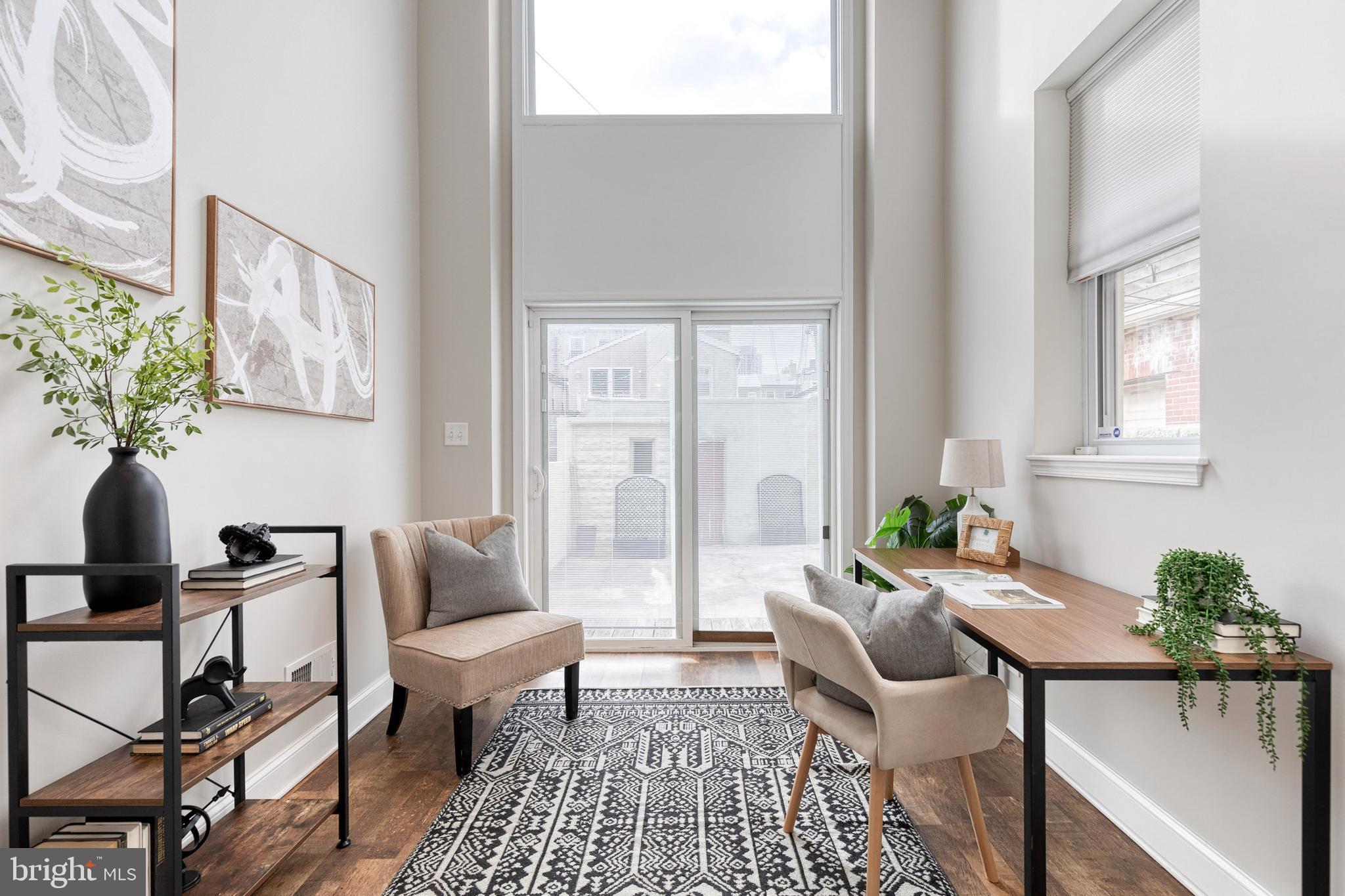 LITTLE ITALY - Residential