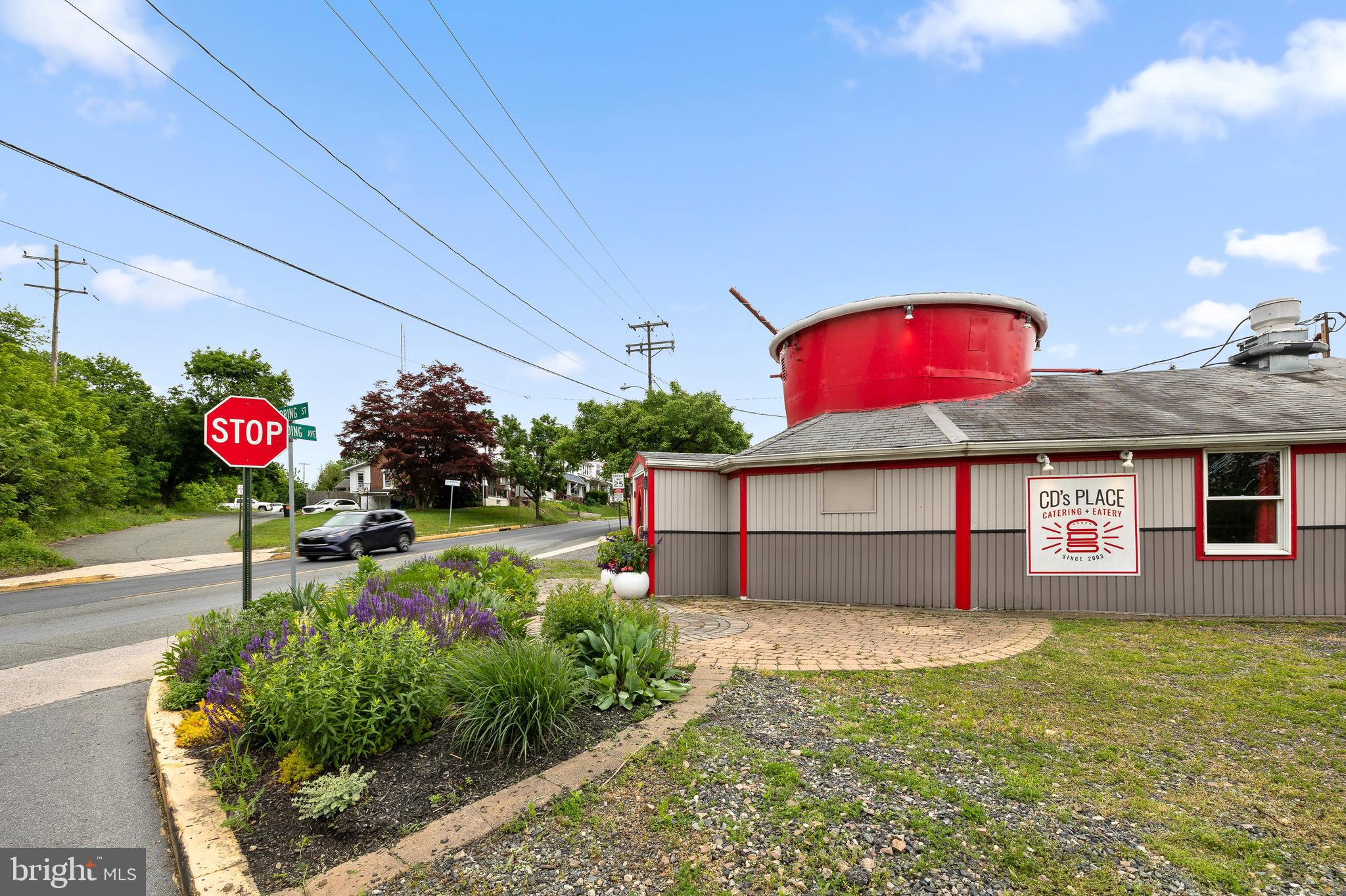 231 N READING AVENUE