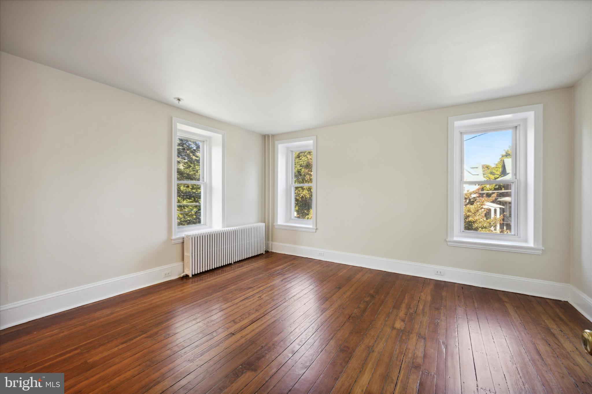 200 E WILLOW GROVE AVENUE 2