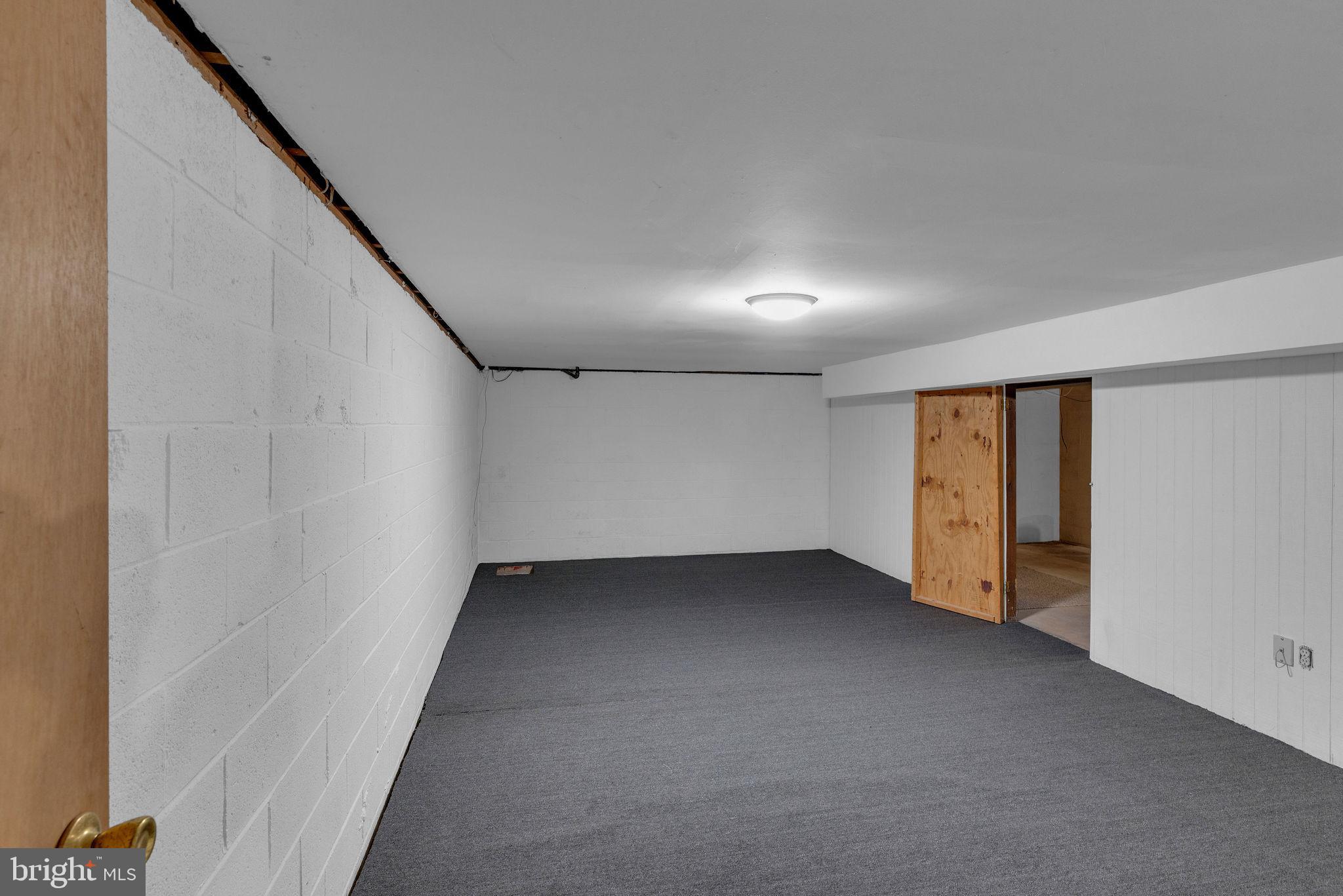 BRITTANY FARMS - Residential