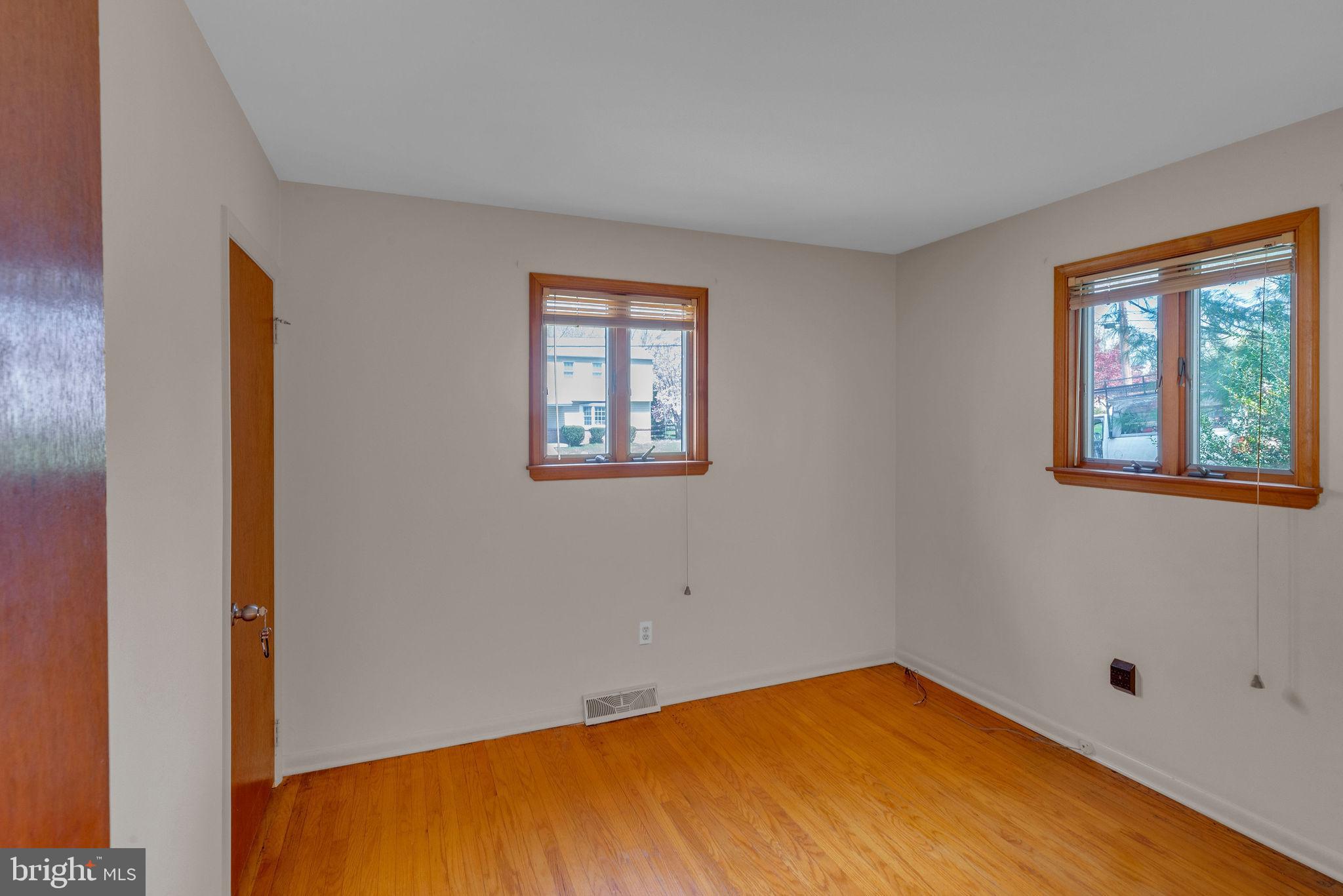 BRITTANY FARMS - Residential