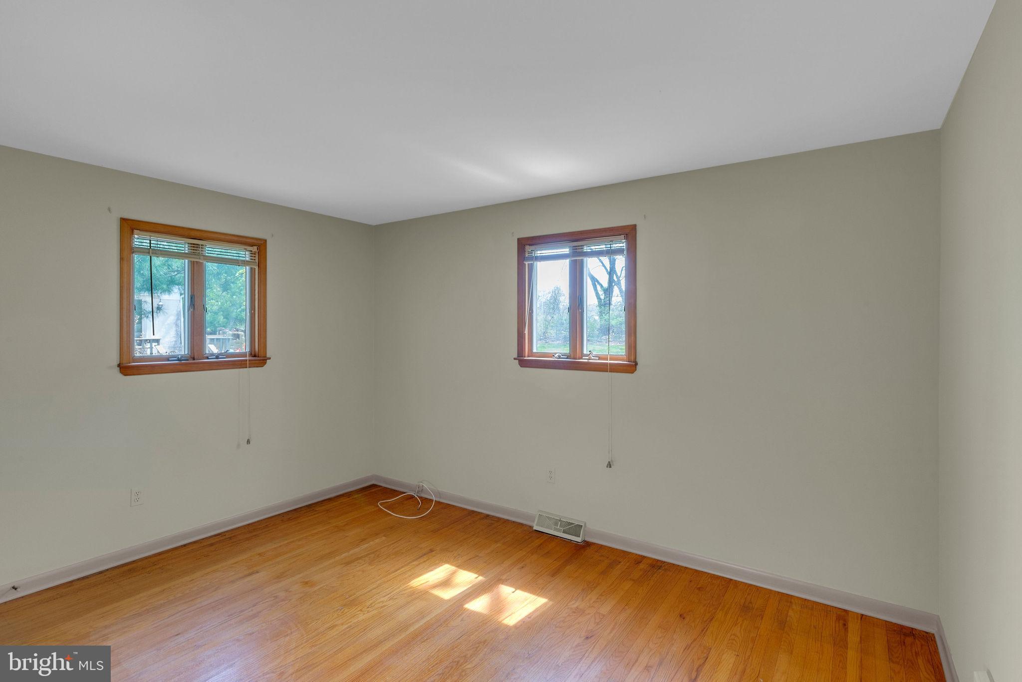 BRITTANY FARMS - Residential