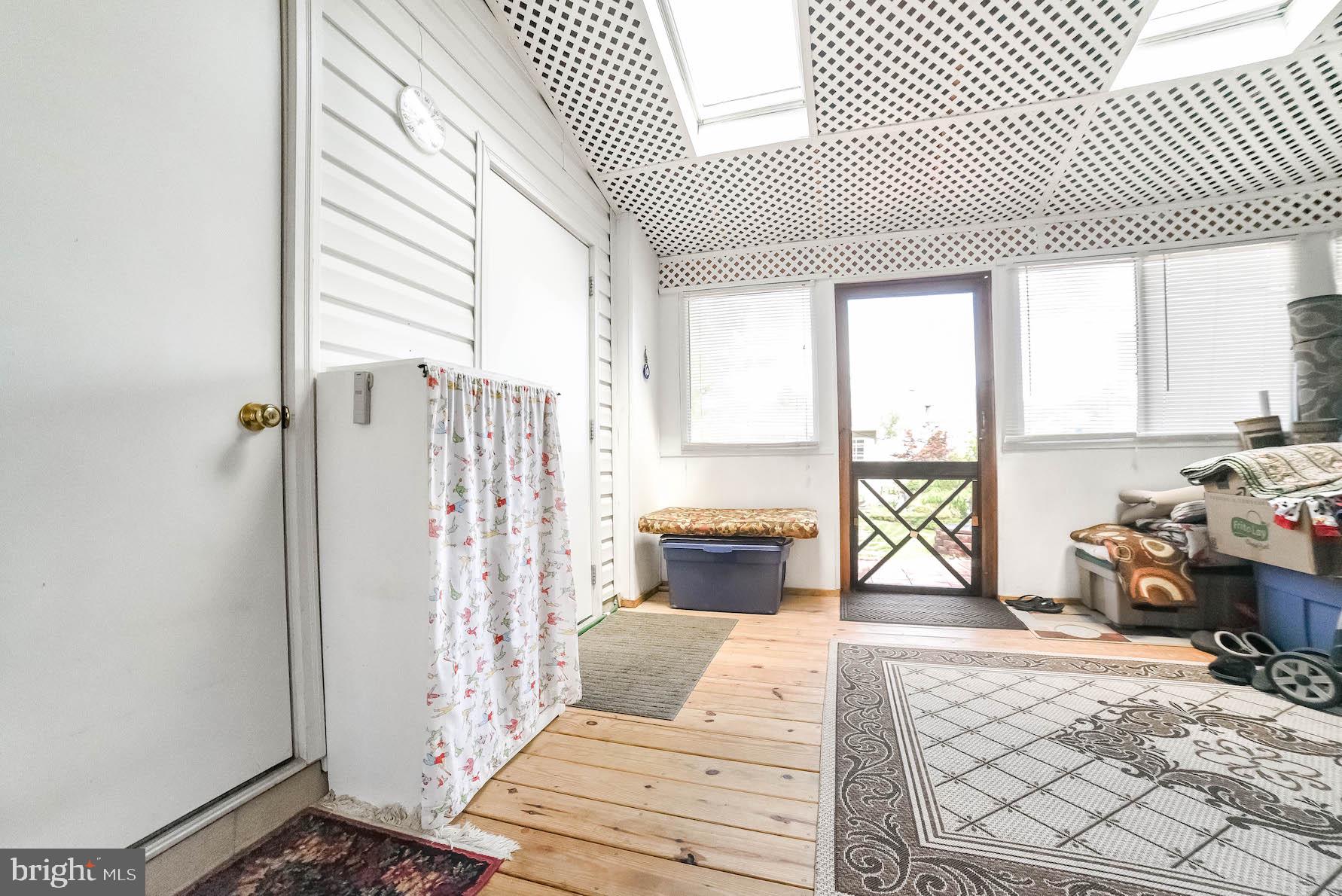 THE TOWNES AT WESTBURY - Residential