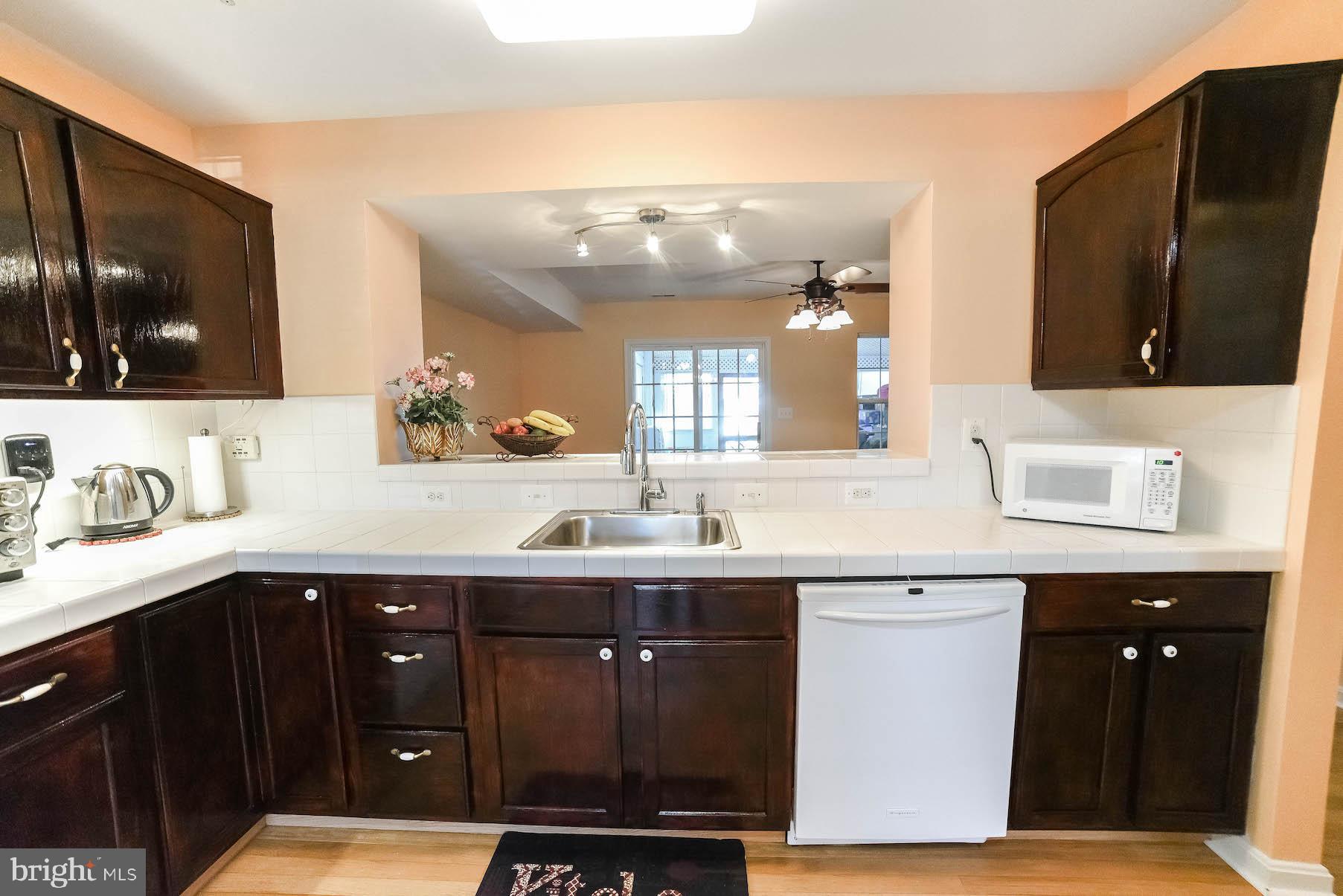 THE TOWNES AT WESTBURY - Residential