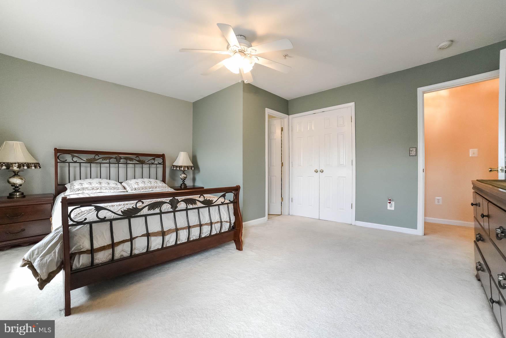 THE TOWNES AT WESTBURY - Residential