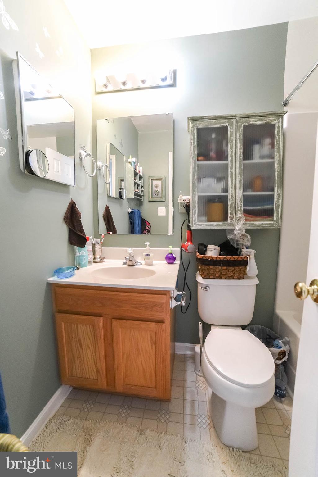 THE TOWNES AT WESTBURY - Residential