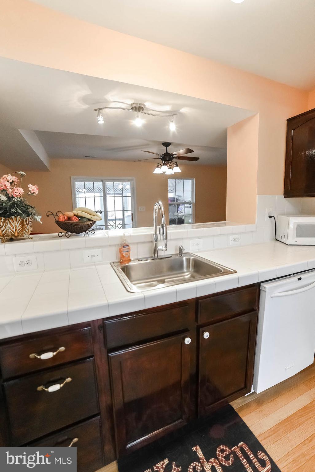 THE TOWNES AT WESTBURY - Residential