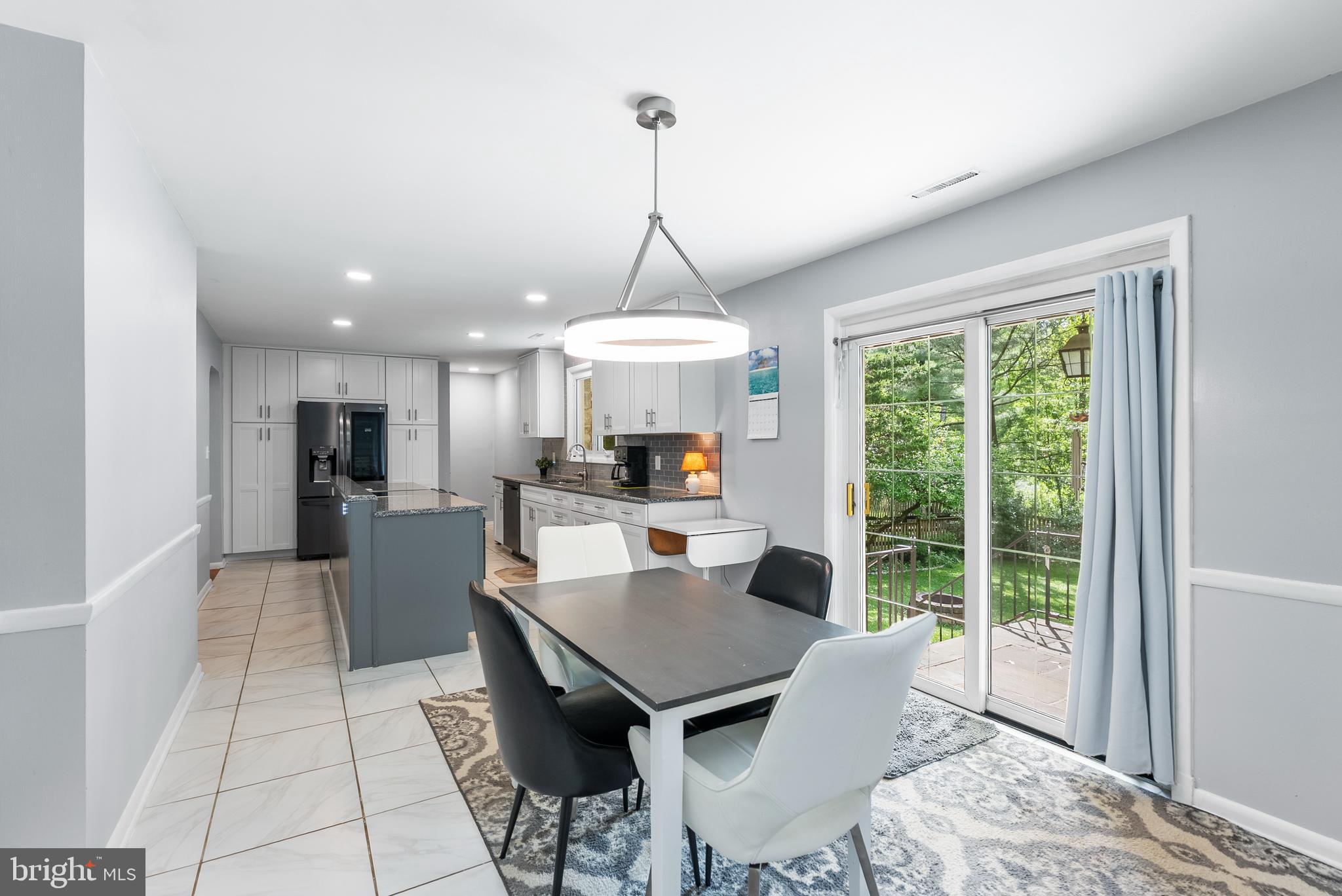 HAMPTON - Residential