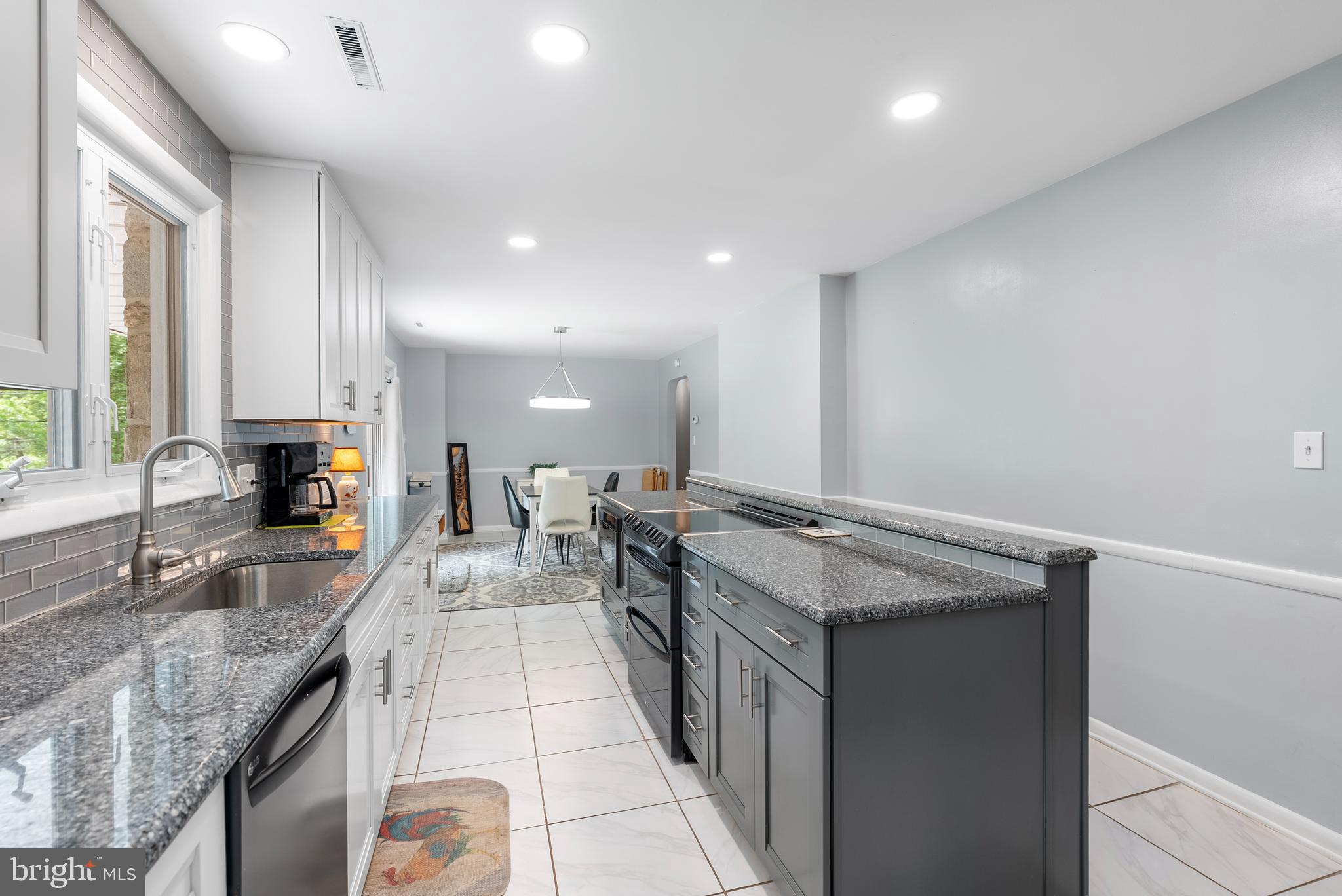 HAMPTON - Residential