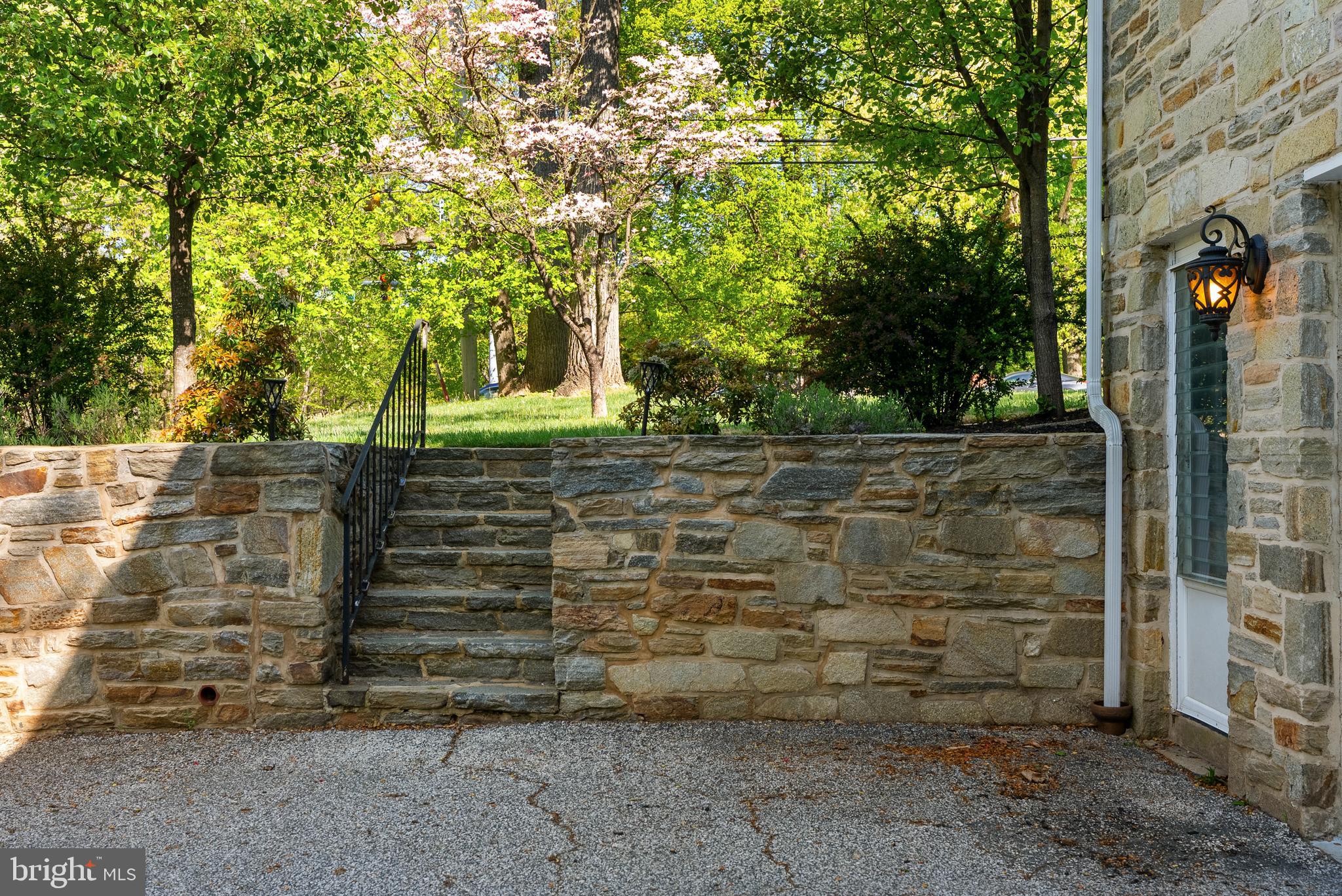 HAMPTON - Residential