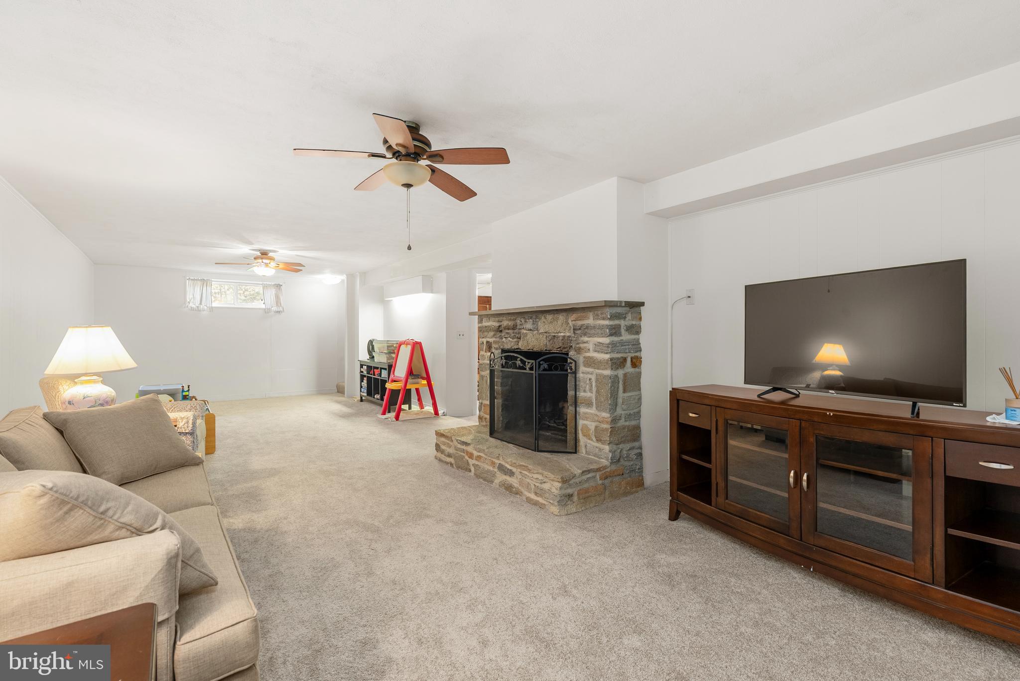 HAMPTON - Residential