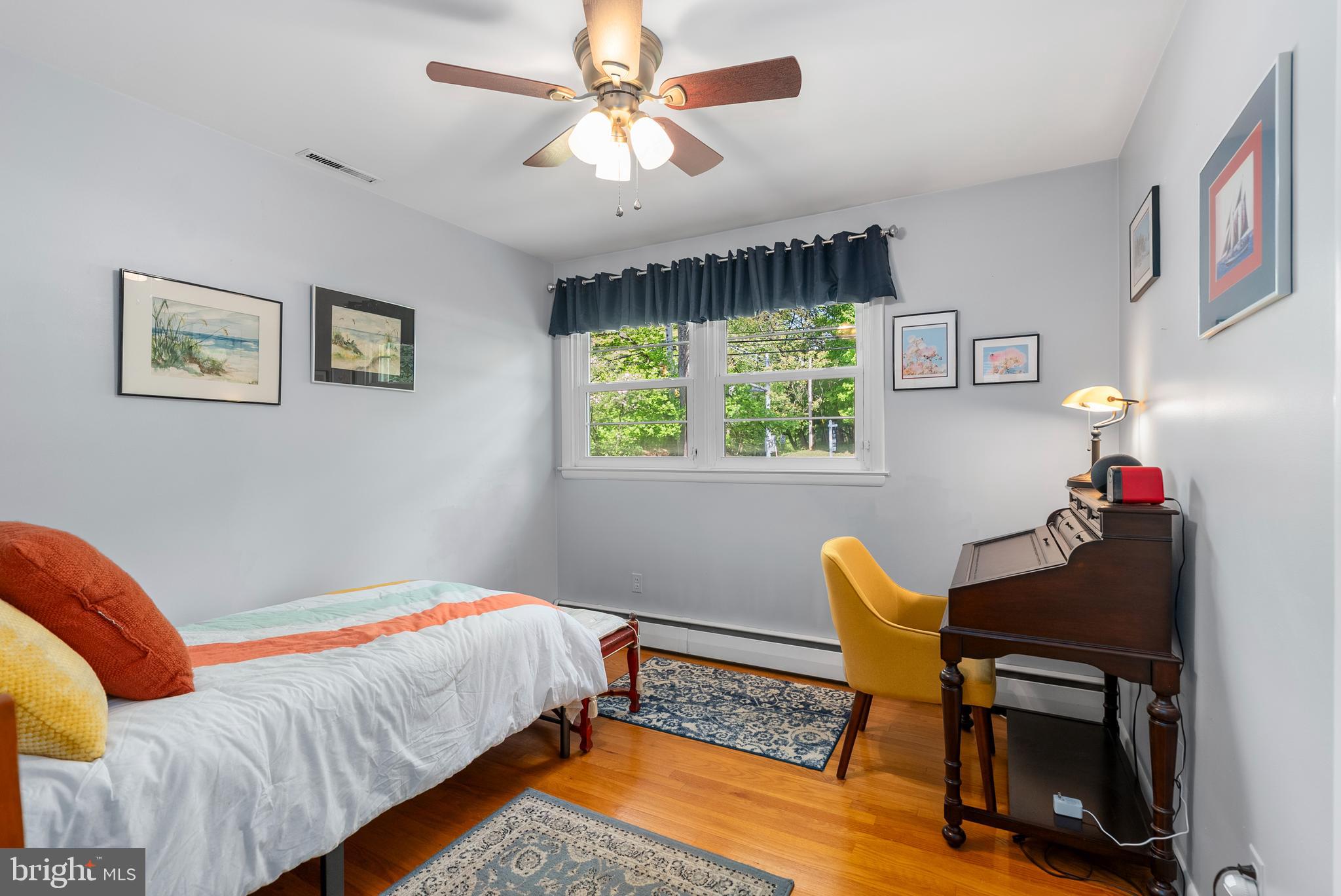 HAMPTON - Residential