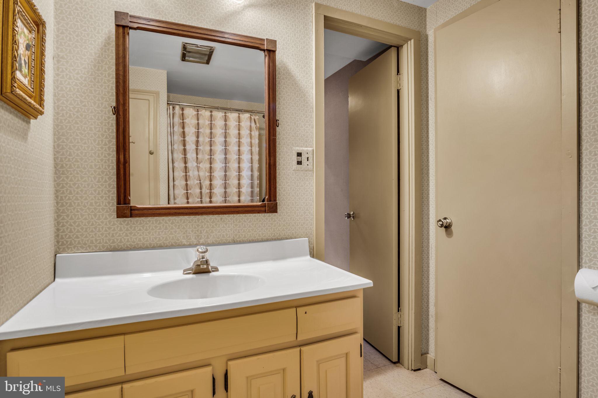 CARROLL VALLEY - Residential Lease